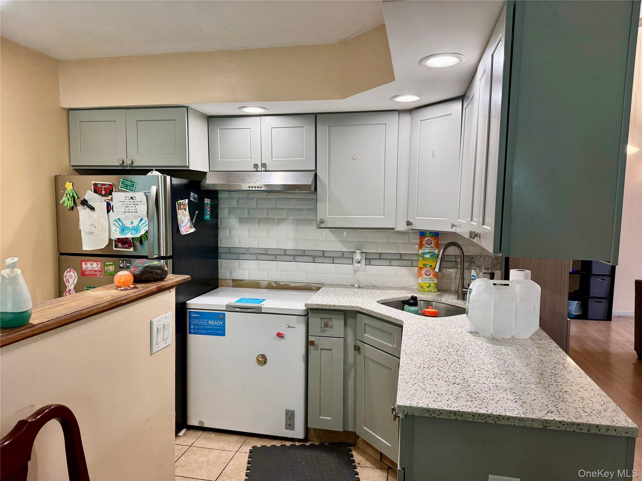 #13 photo, 1644 N Gardiner Drive, سوفولك Bay Shore , NY 11706