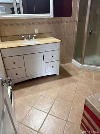 #11 photo, 65 Prospect Street, Roosevelt , NY 11575