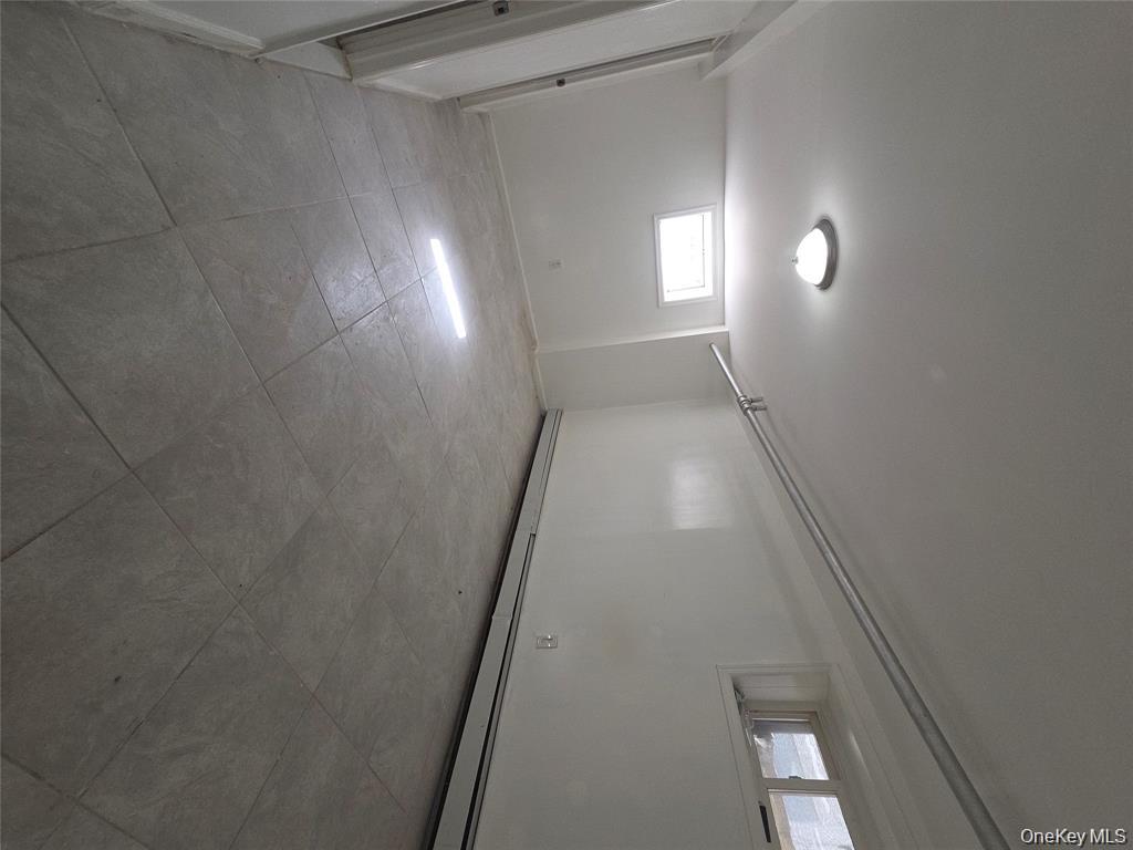 #13 photo, 10532 192nd Street, Saint Albans , NY 11412