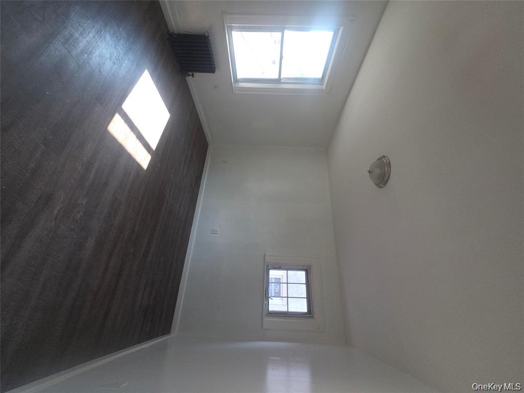 #6 photo, 10532 192nd Street, Saint Albans , NY 11412