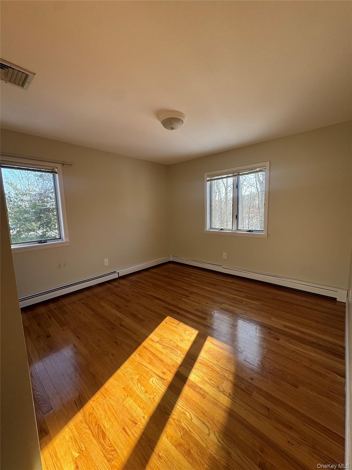 #19 photo, 28 Lakeview Drive, Yorktown Heights , NY 10598