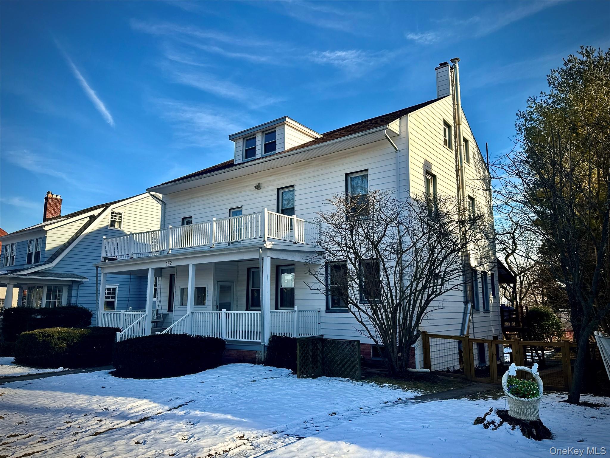 #3 photo, 152 Sutton Manor Road, New Rochelle , NY 10801