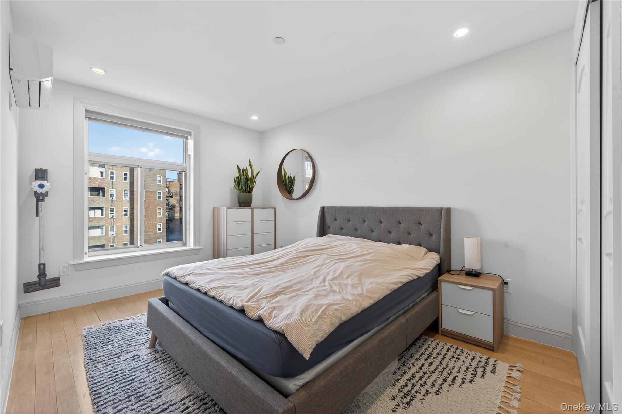 #6 photo, 6538 Austin Street, Rego Park , NY 11374