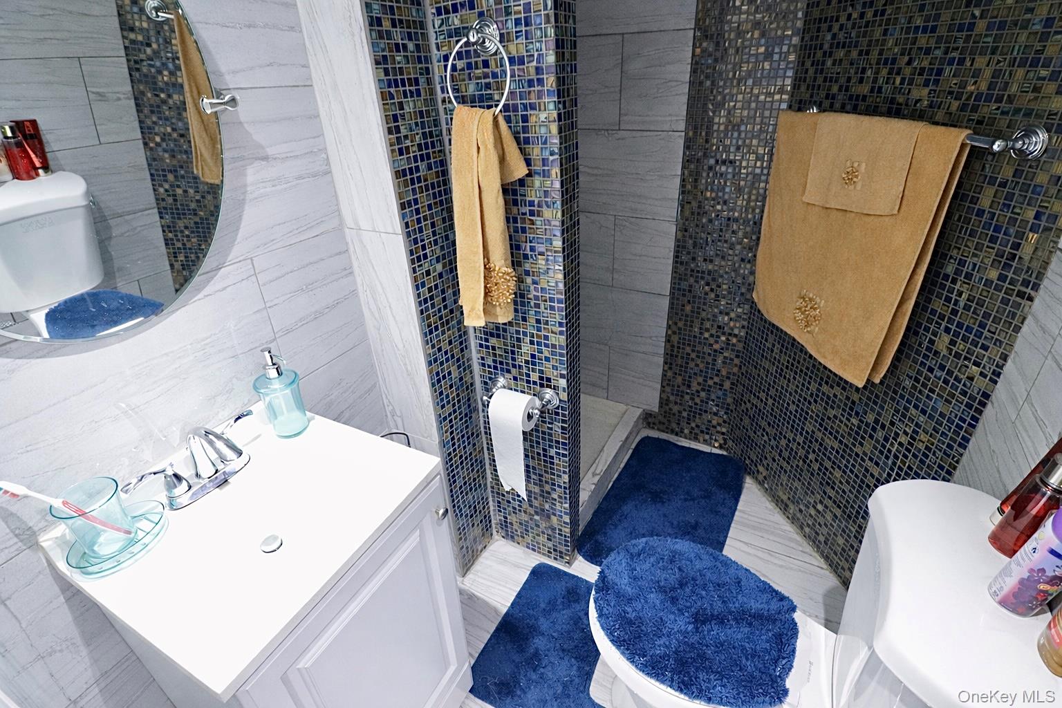 #12 photo, 11627 167th Street, Jamaica , NY 11434