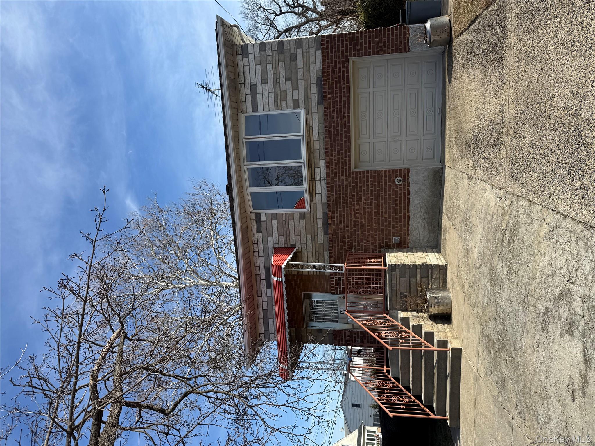 #1 photo, 97 Arlington Avenue, Valley Stream , NY 11580