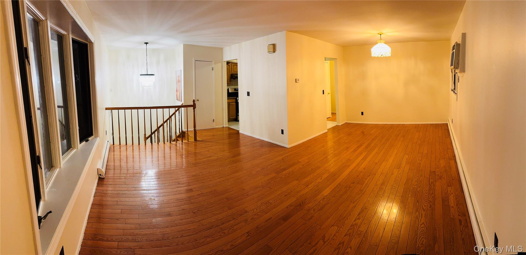 #4 photo, 97 Arlington Avenue, Valley Stream , NY 11580