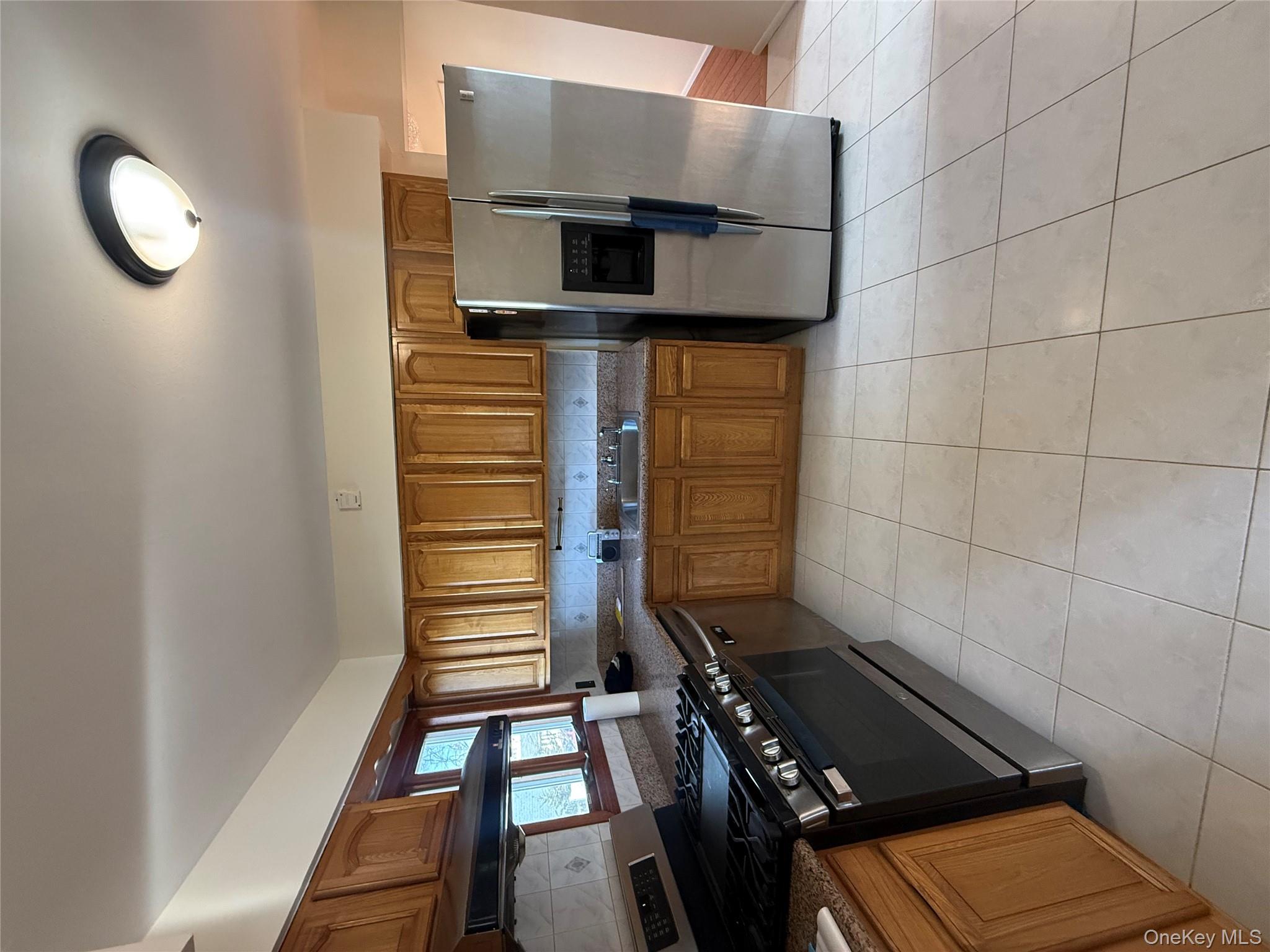 #6 photo, 97 Arlington Avenue, Valley Stream , NY 11580