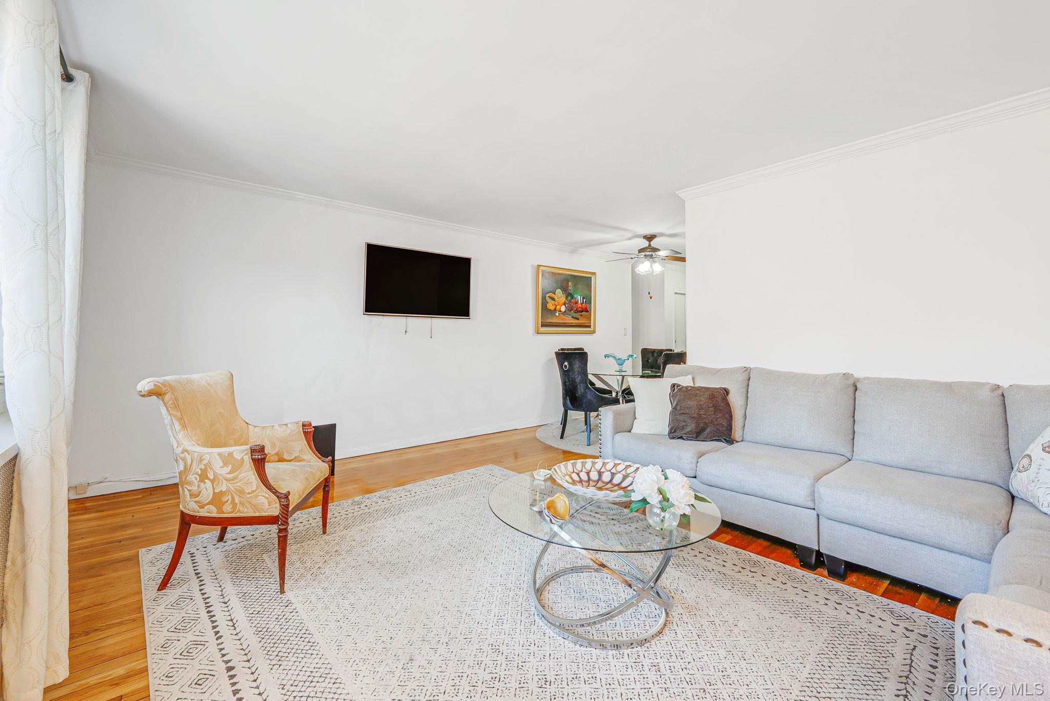 #5 photo, 88-12 151, Howard Beach , NY 11414