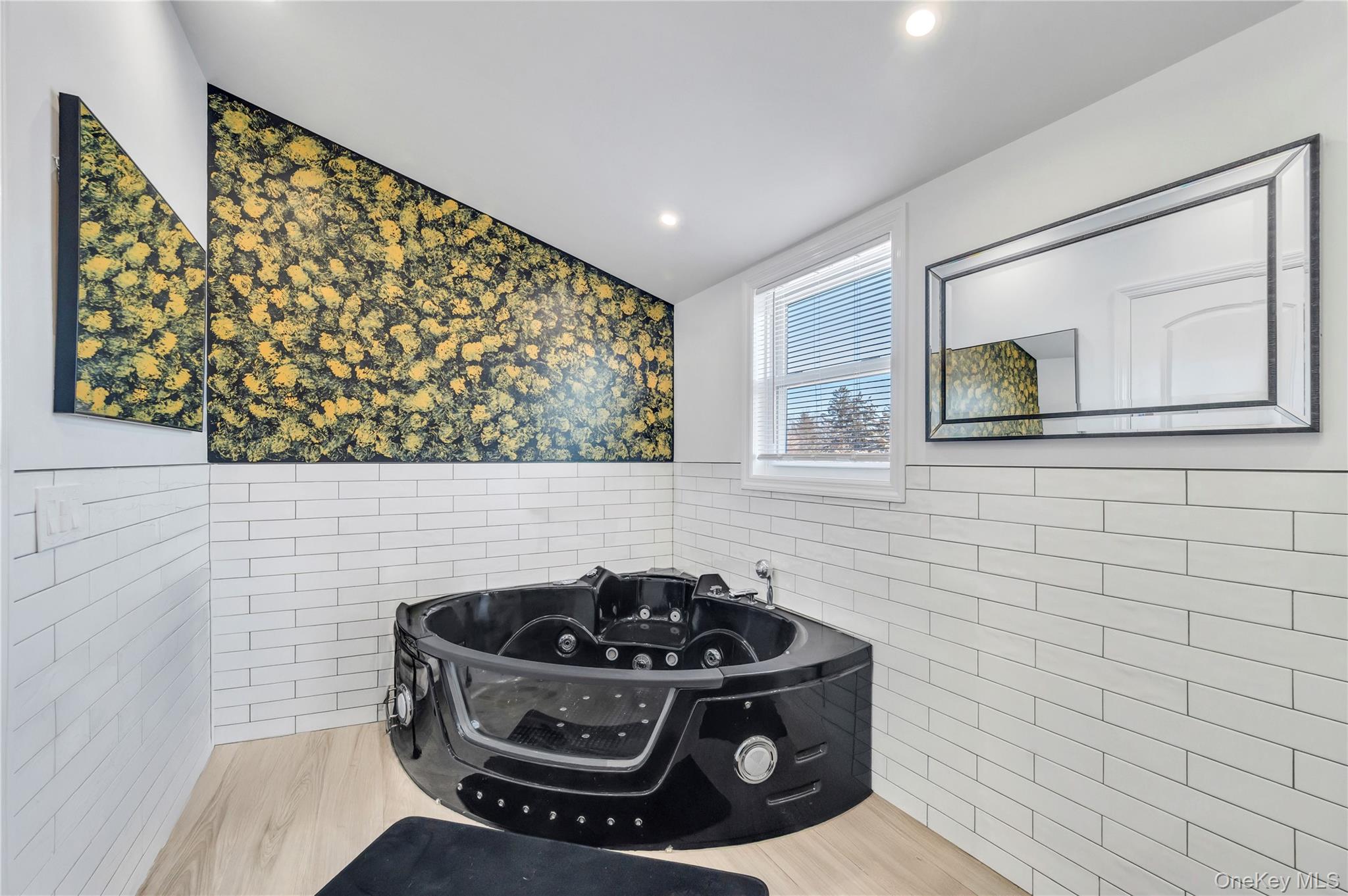 #16 photo, 19 Radburn Drive, Commack , NY 11725