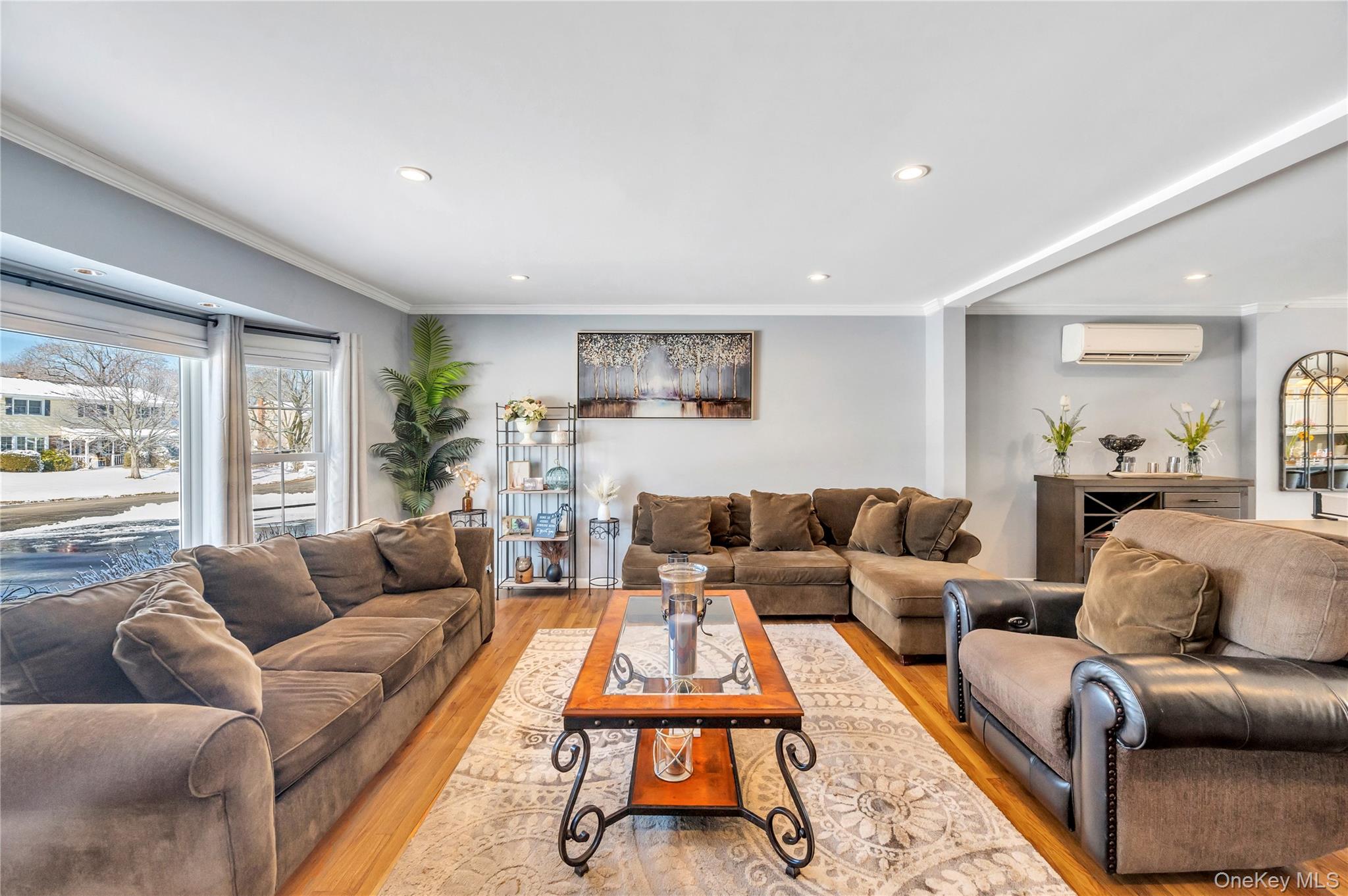 #8 photo, 19 Radburn Drive, Commack , NY 11725