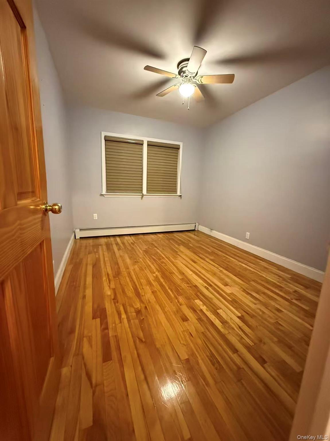 #10 photo, 15040 16th Road, Whitestone , NY 11357