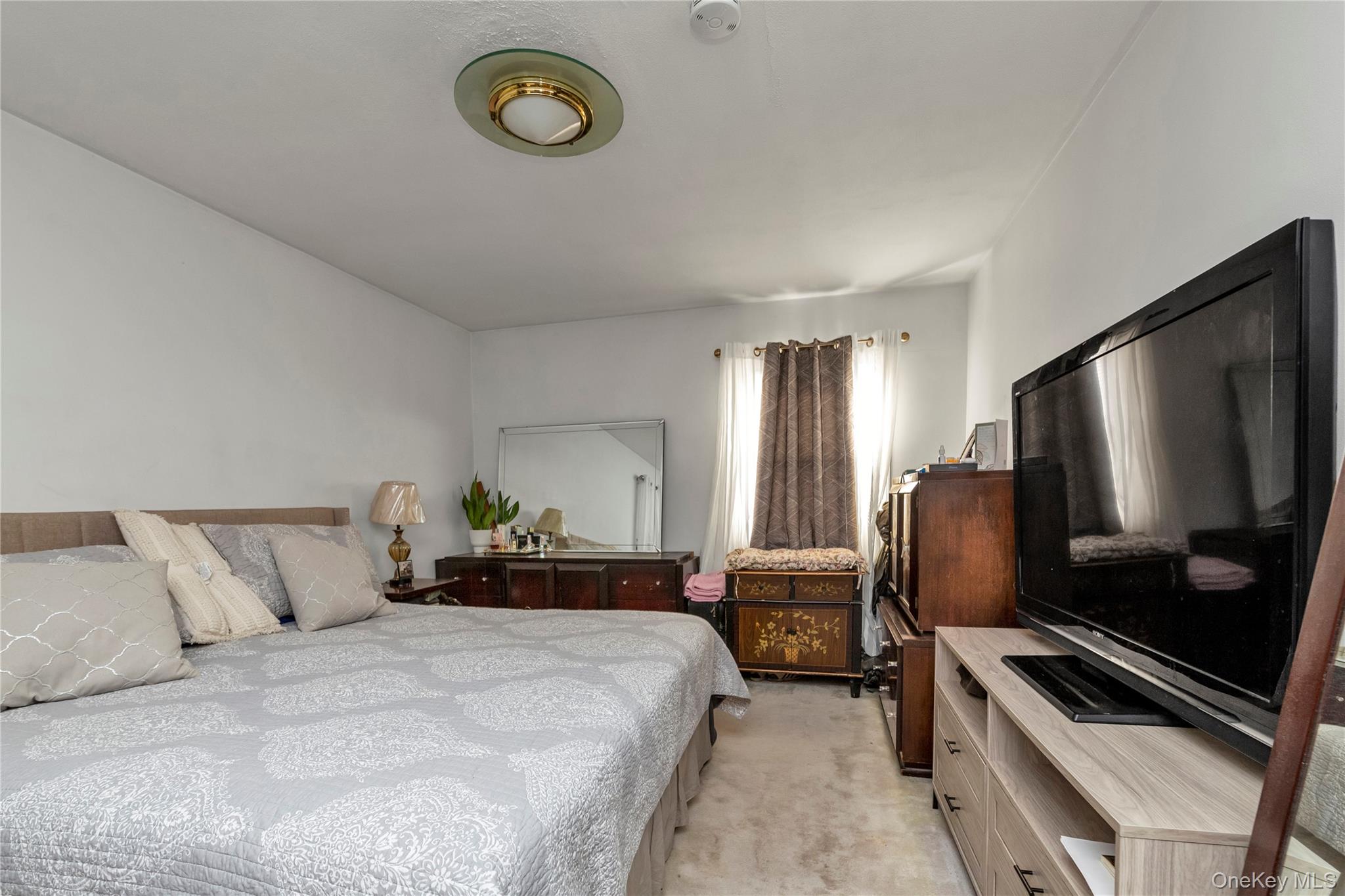 #13 photo, 15040 16th Road, Whitestone , NY 11357