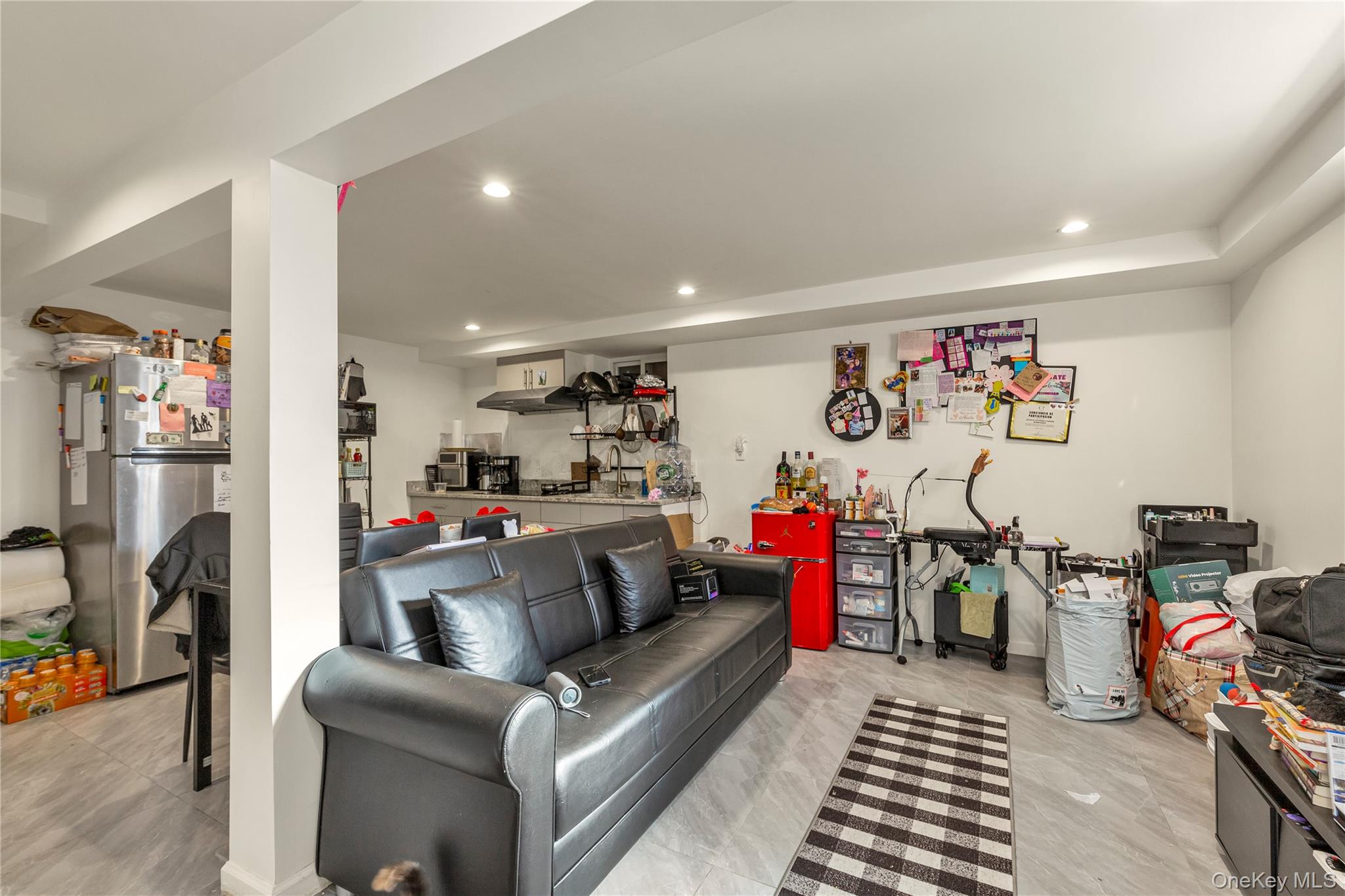 #16 photo, 15040 16th Road, Whitestone , NY 11357