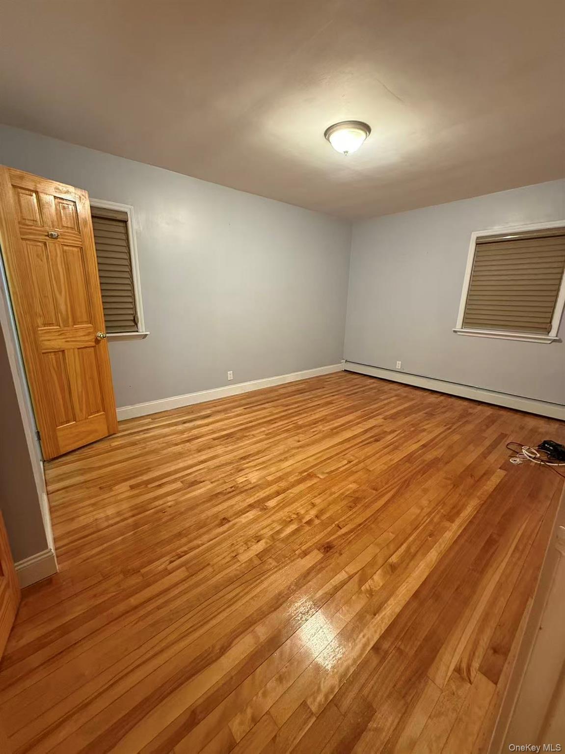 #7 photo, 15040 16th Road, Whitestone , NY 11357