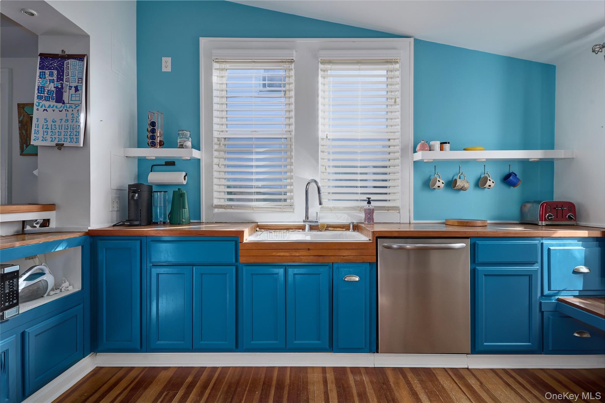 #12 photo, 315 State, Hudson , NY 12534