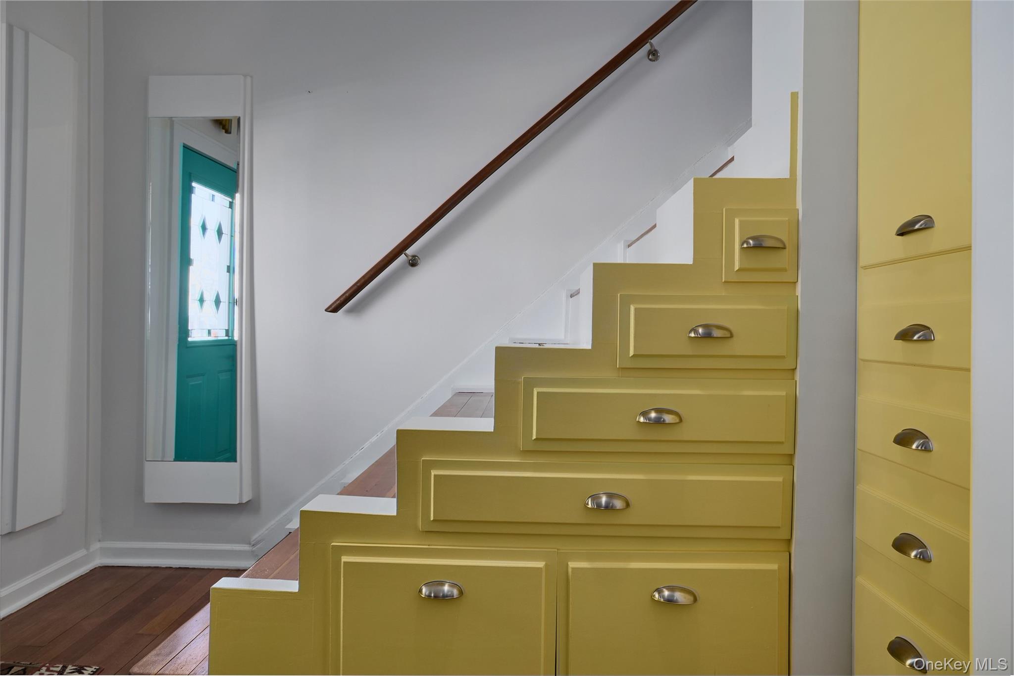 #14 photo, 315 State, Hudson , NY 12534