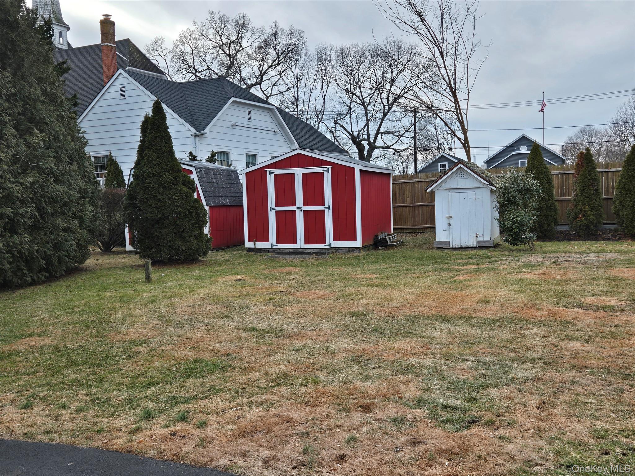 #18 photo, 247 Main Street, Center Moriches , NY 11934