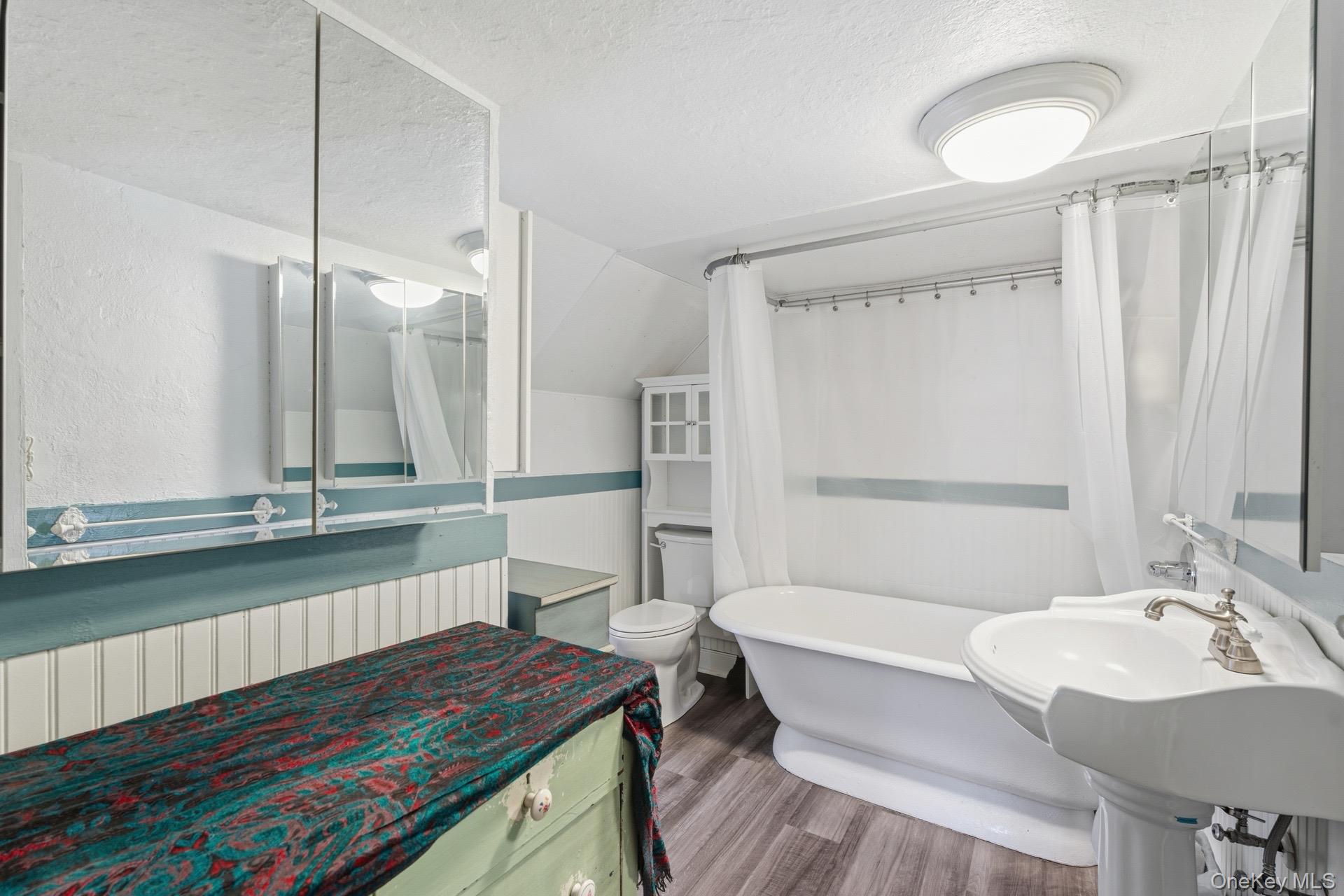 #19 photo, 247 Main Street, Center Moriches , NY 11934