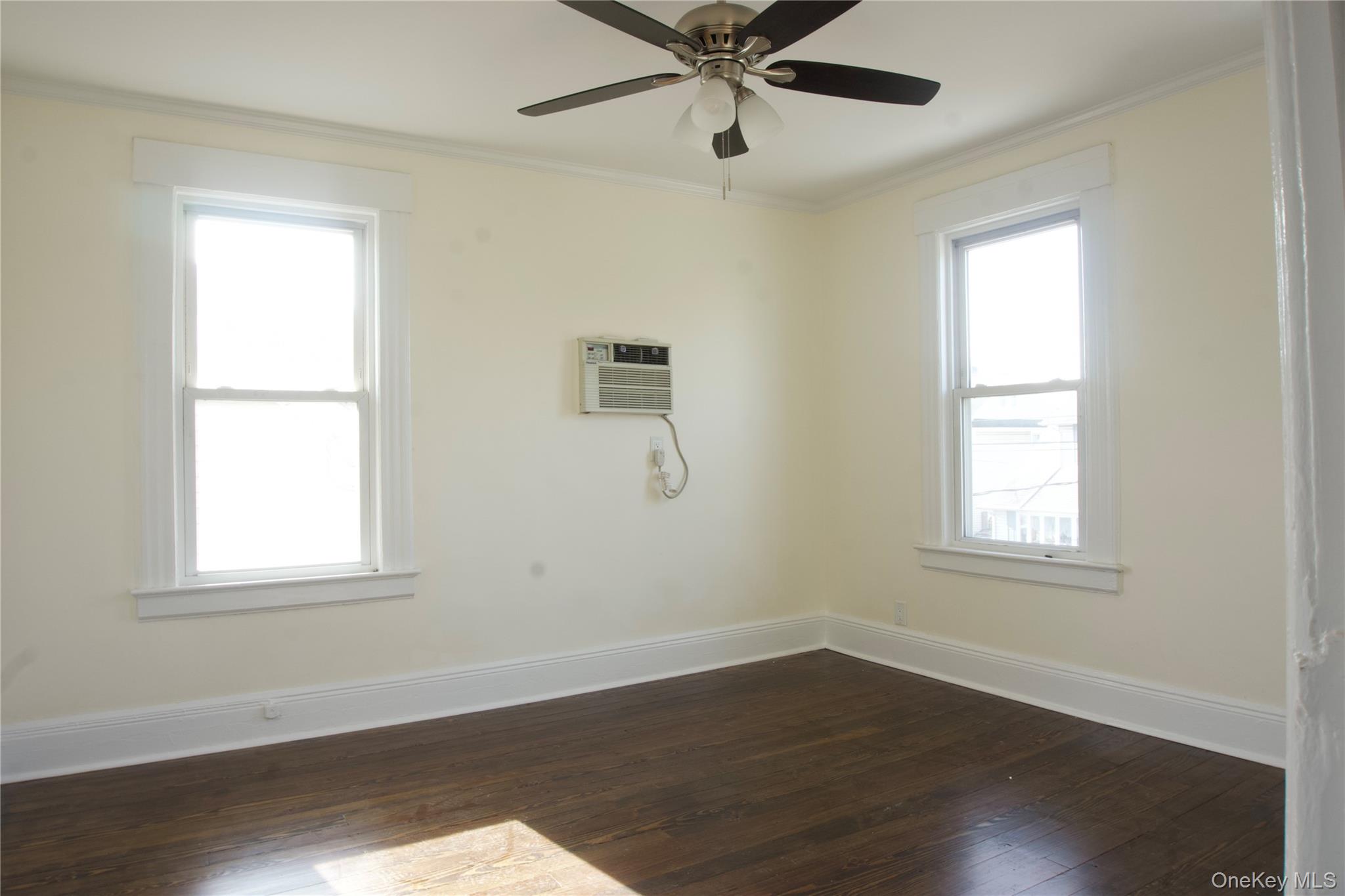 #10 photo, 55 Vernon Avenue, Rockville Centre , NY 11570