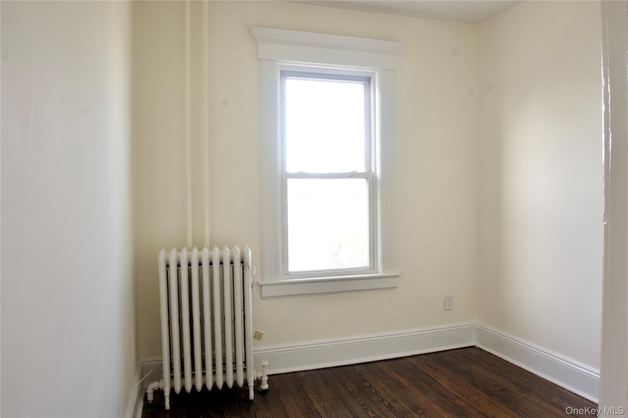 #13 photo, 55 Vernon Avenue, Rockville Centre , NY 11570