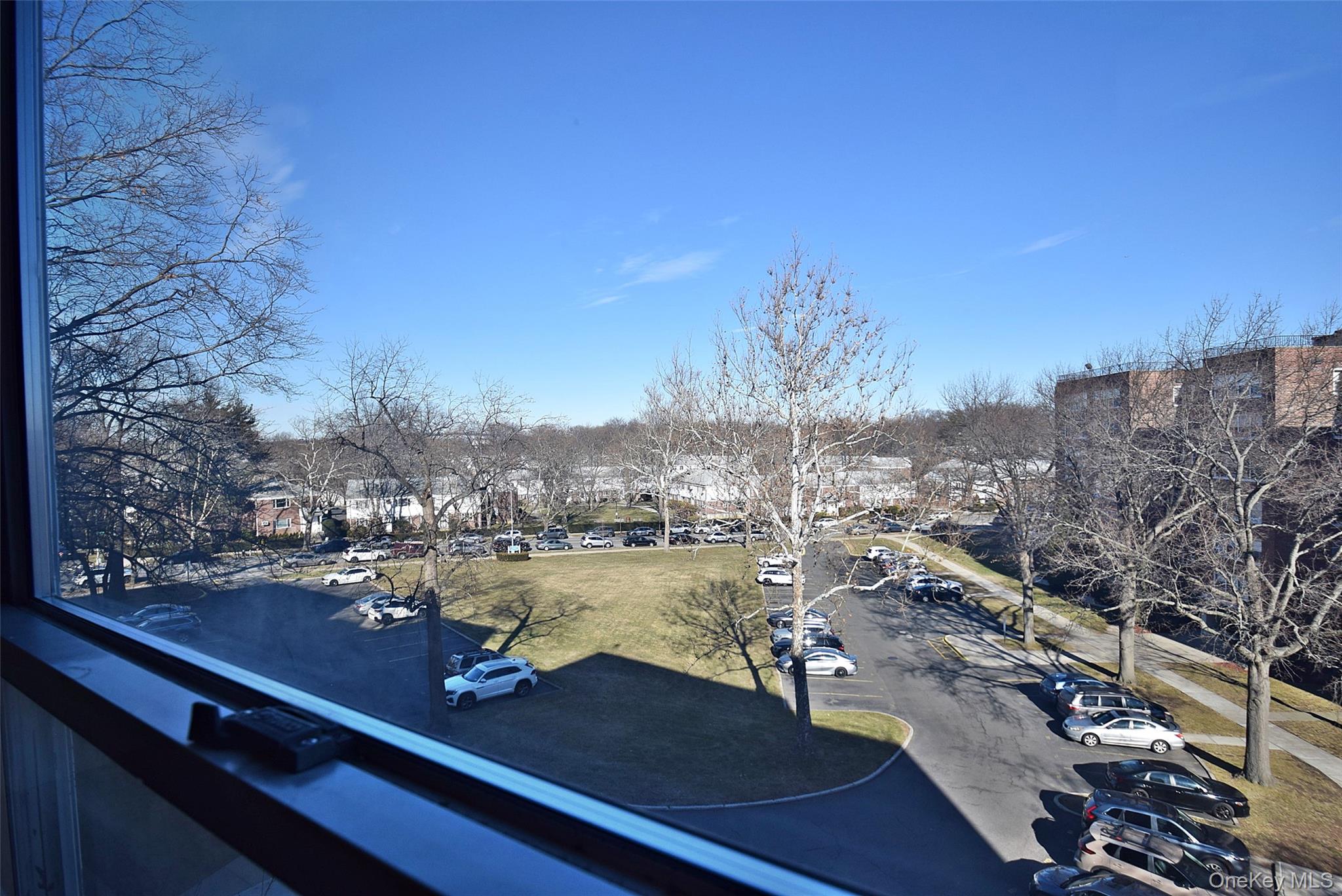 #7 photo, 211-10 18 Avenue, Bayside , NY 11360