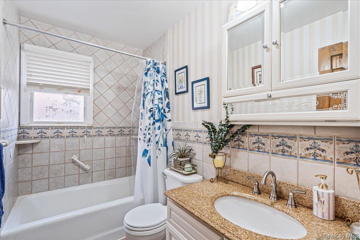 #12 photo, Bayside, Bayside , NY 11361