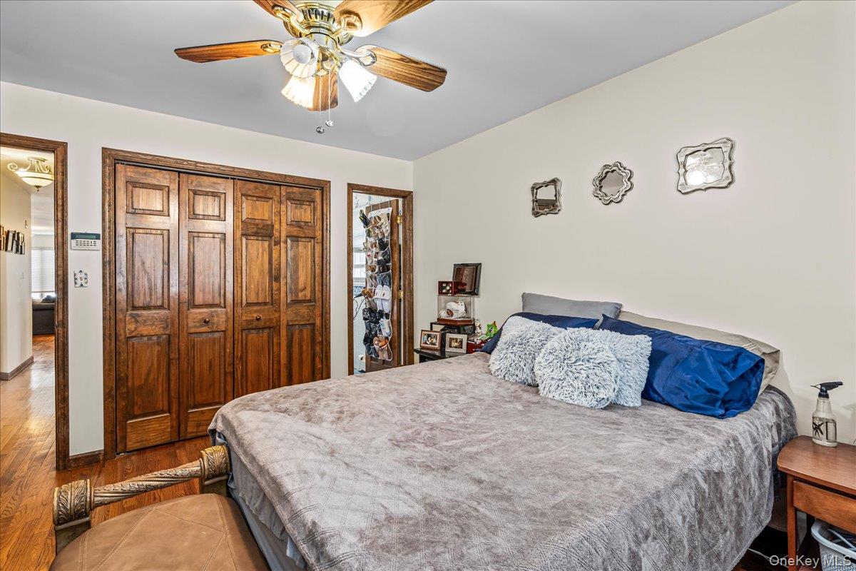 #14 photo, Bayside, Bayside , NY 11361