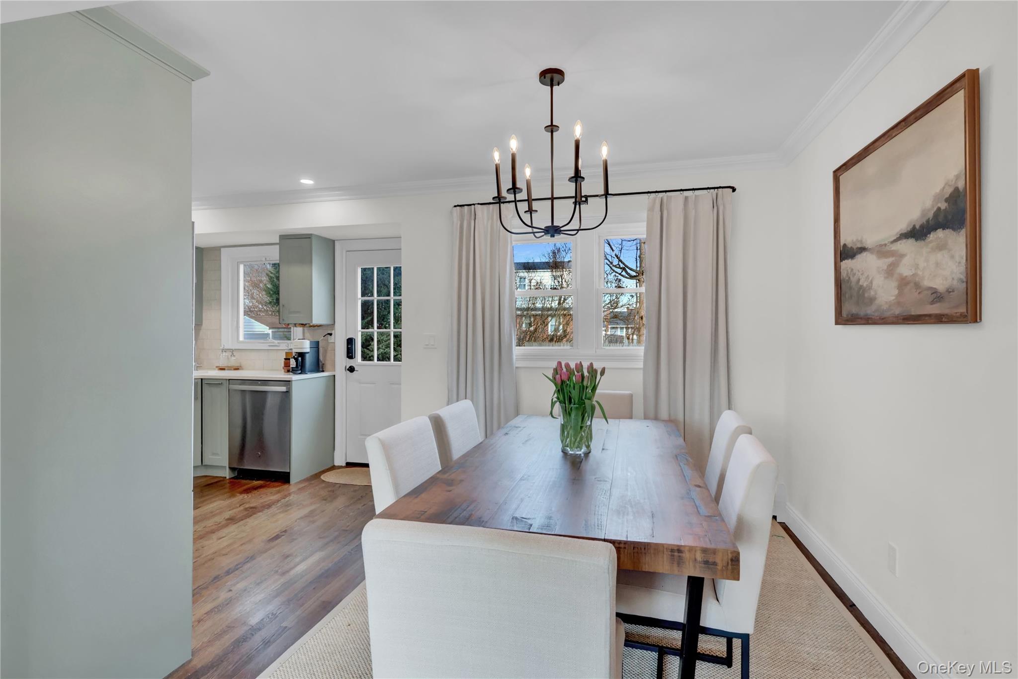 #9 photo, 3887 Hudson Avenue, Seaford , NY 11783