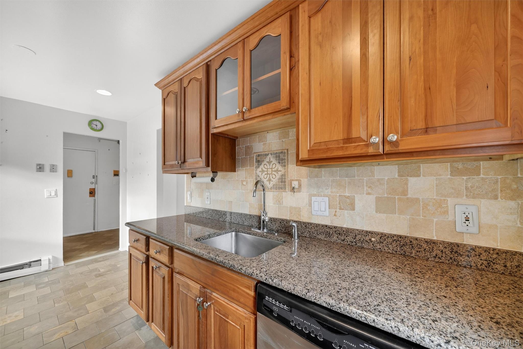 #16 photo, 89 N Broadway, White Plains , NY 10603