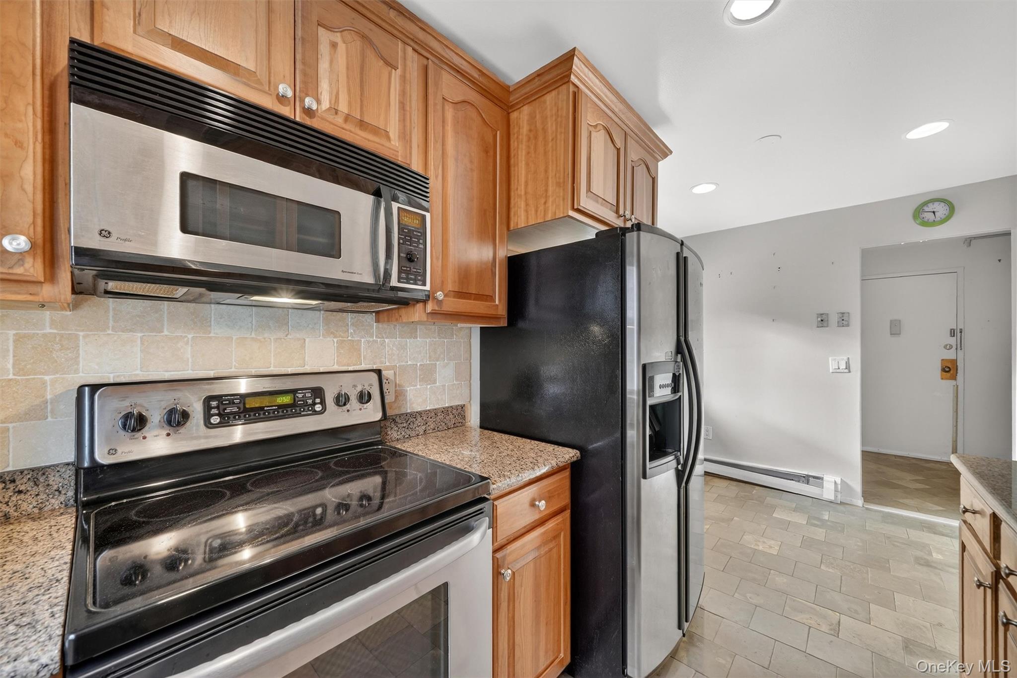 #17 photo, 89 N Broadway, White Plains , NY 10603