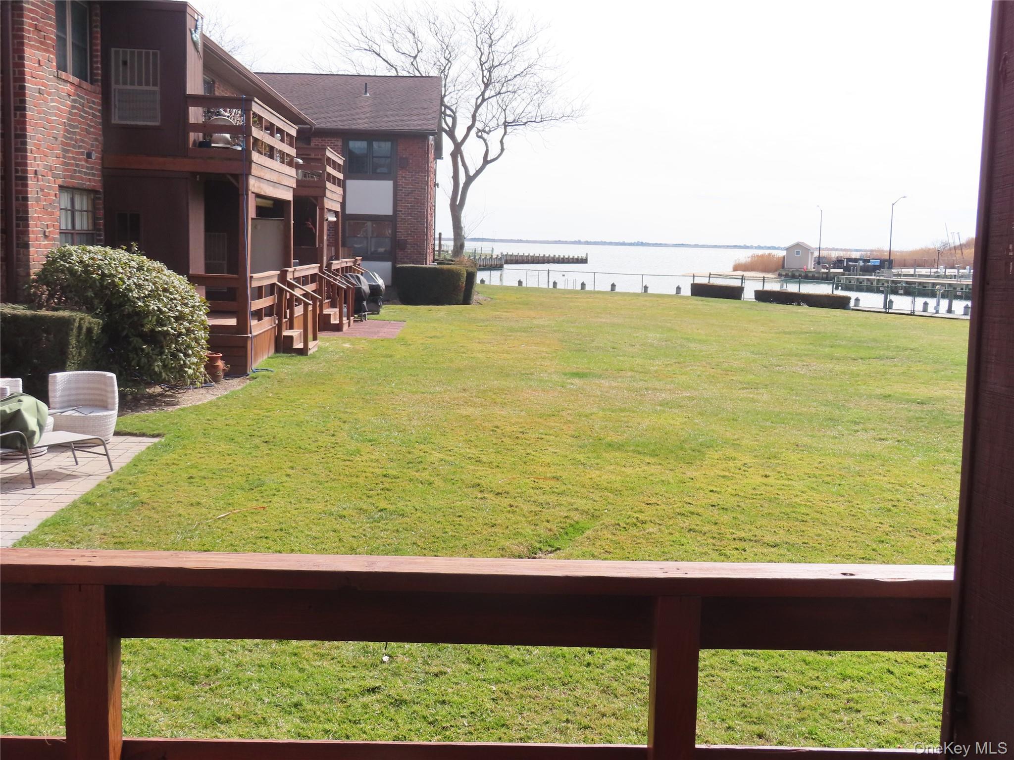 #18 photo, 458 Mariners Way, Copiague , NY 11726