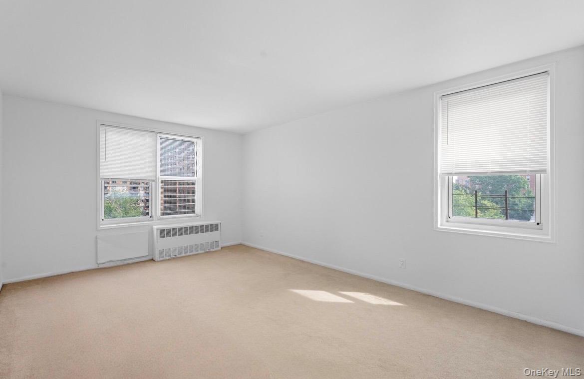 #7 photo, 6601 burns street burns, Rego Park , NY 11374