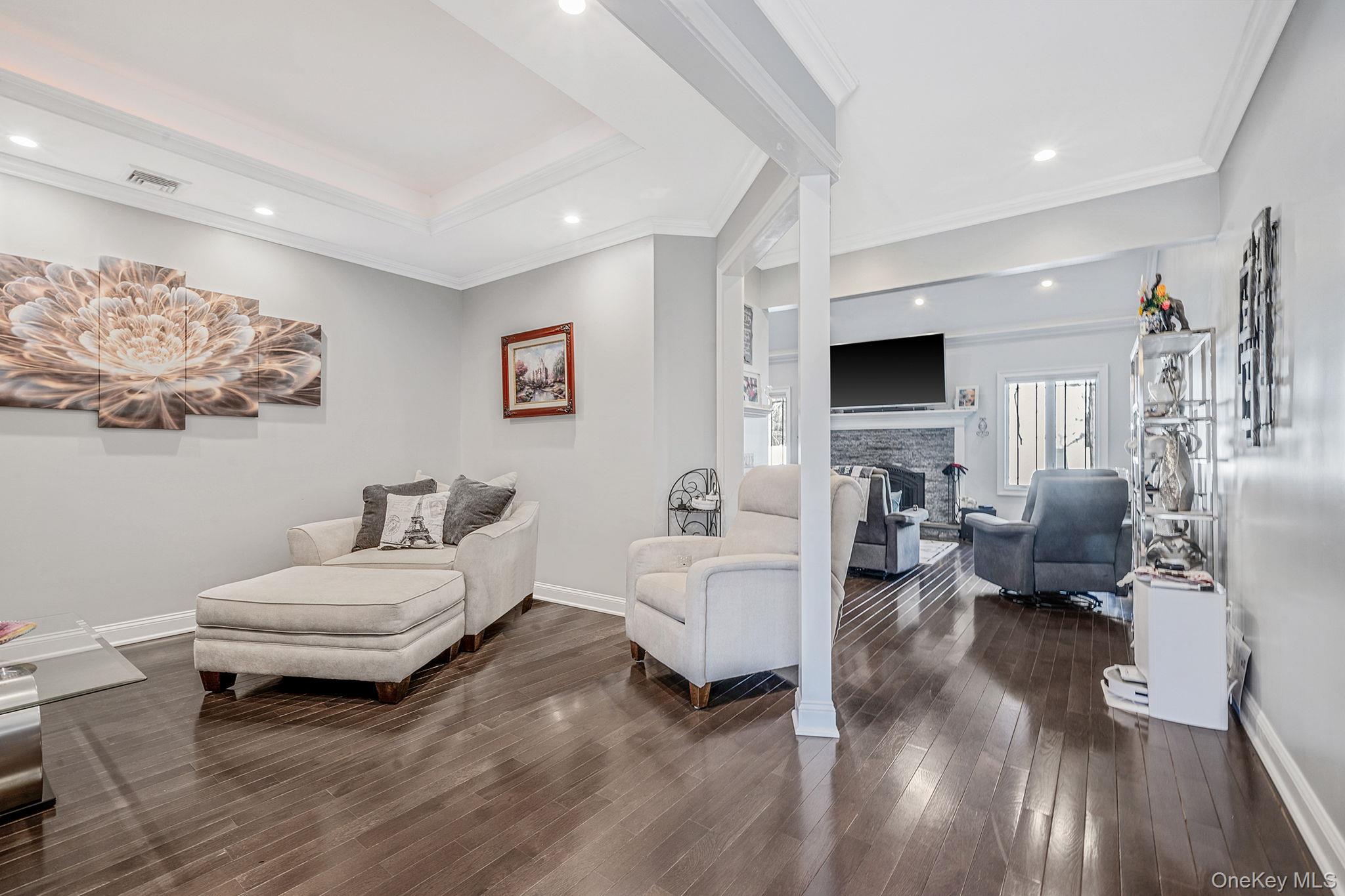 #13 photo, 48A Middle Island Avenue, Medford , NY 11763