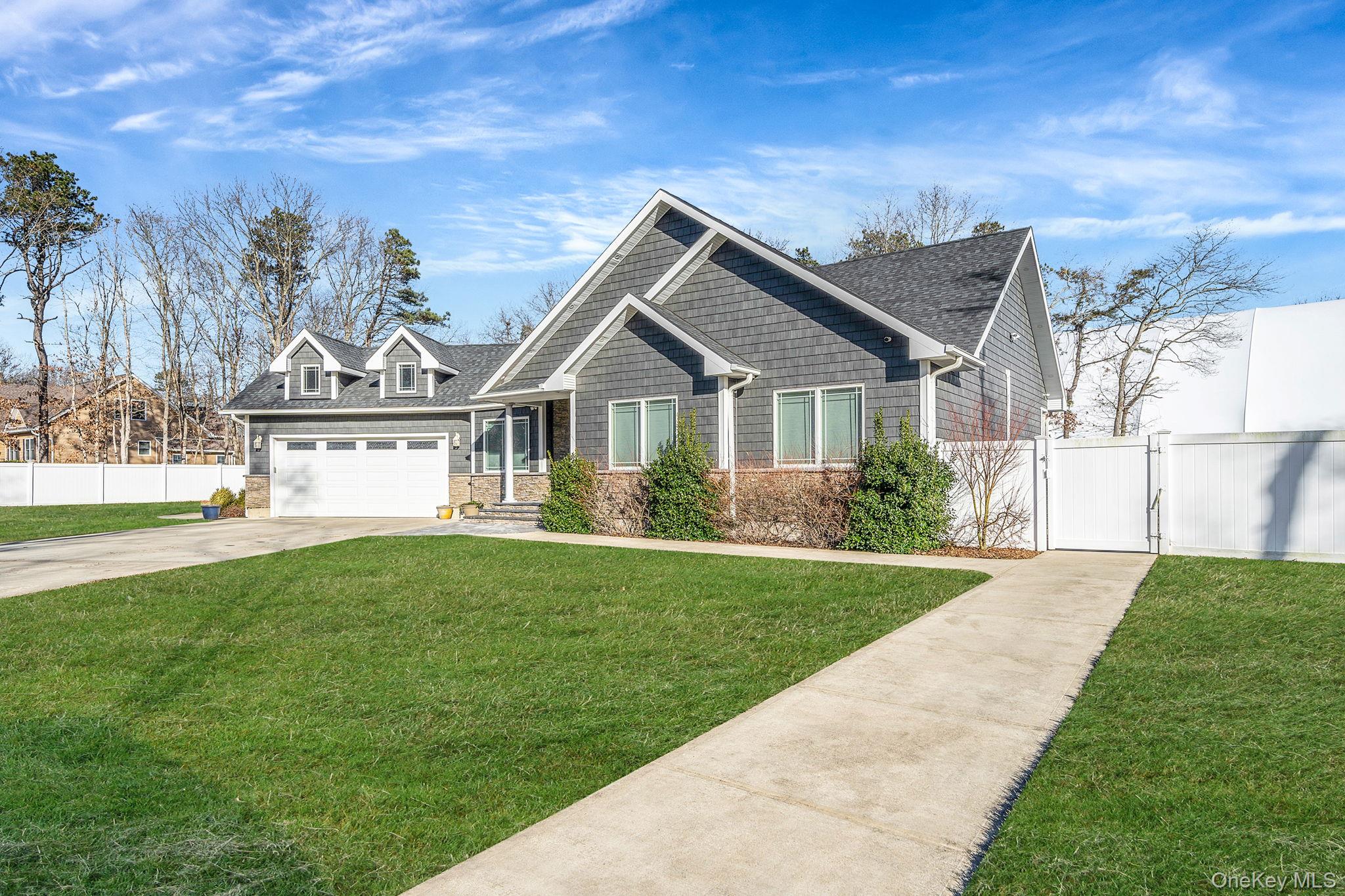 #2 photo, 48A Middle Island Avenue, Medford , NY 11763