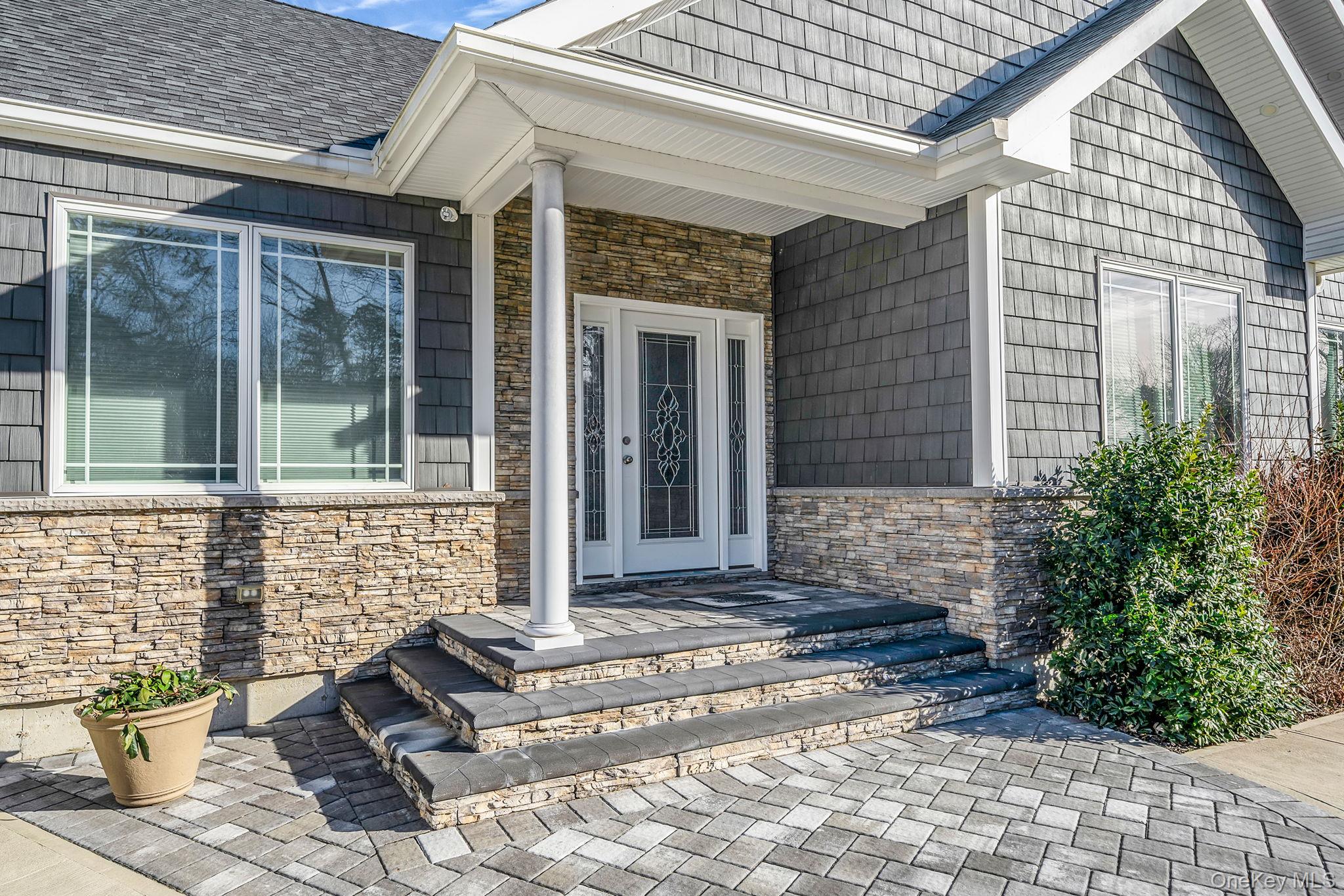 #4 photo, 48A Middle Island Avenue, Medford , NY 11763