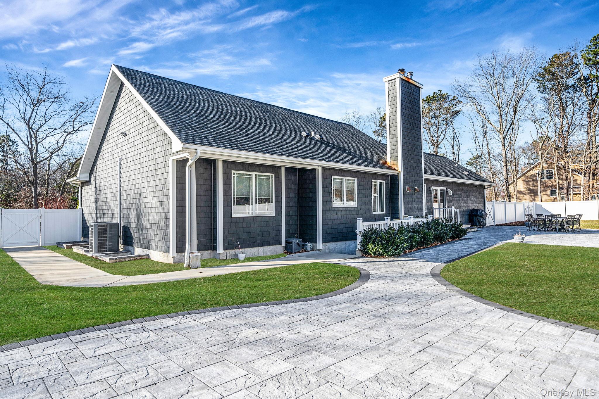 #9 photo, 48A Middle Island Avenue, Medford , NY 11763