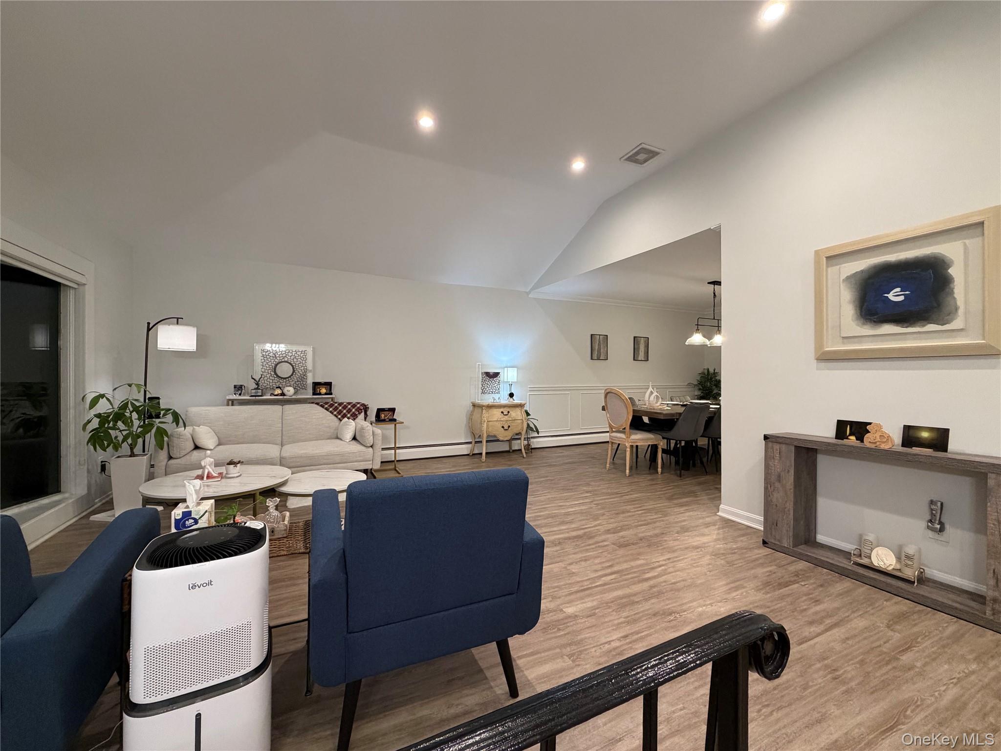 #11 photo, 112 Crescent Drive, Searingtown , NY 11507