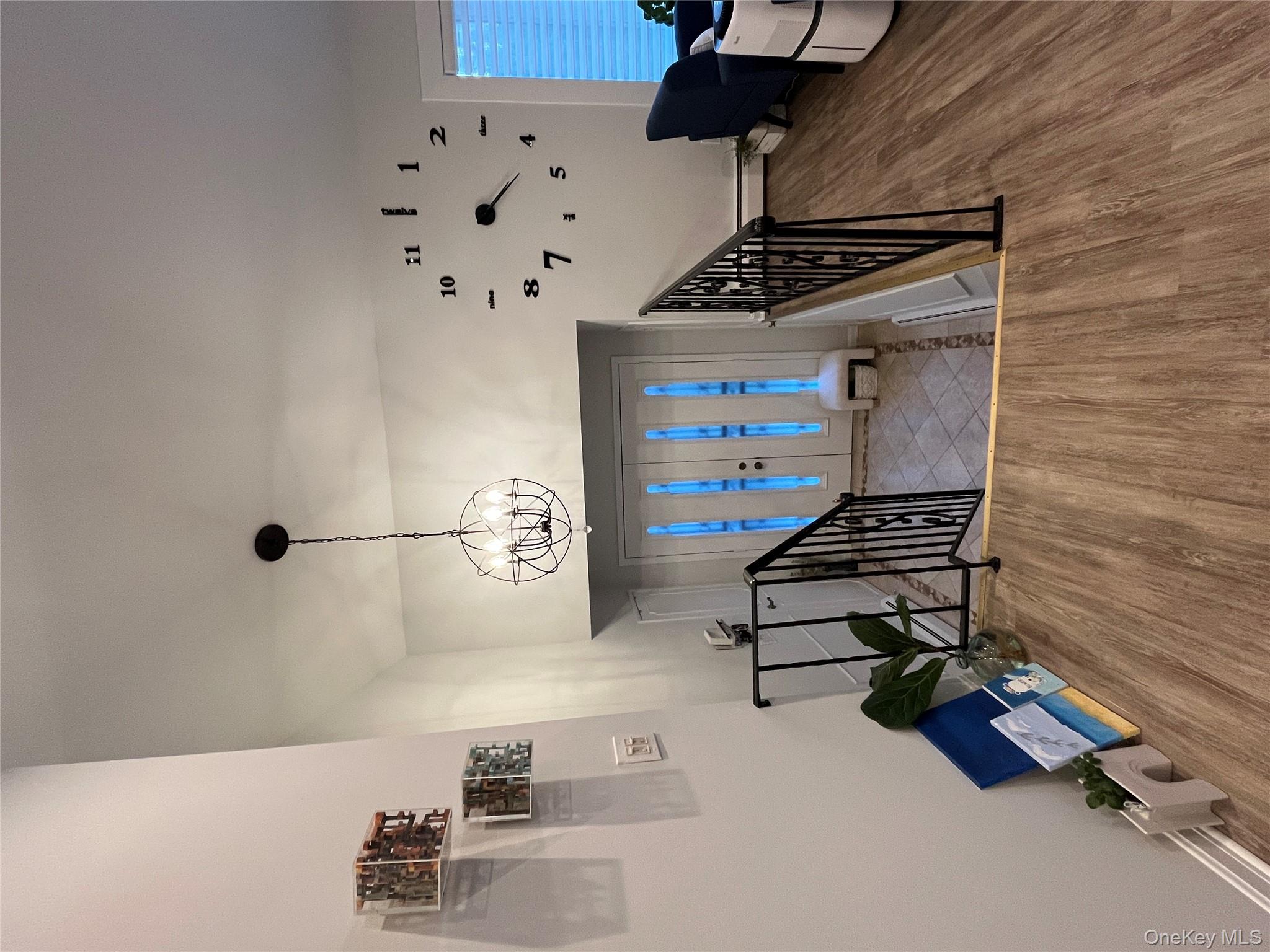 #15 photo, 112 Crescent Drive, Searingtown , NY 11507