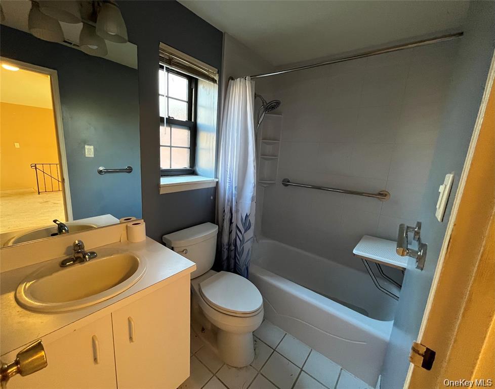 #6 photo, 45 Newbrook Lane, Bay Shore , NY 11706