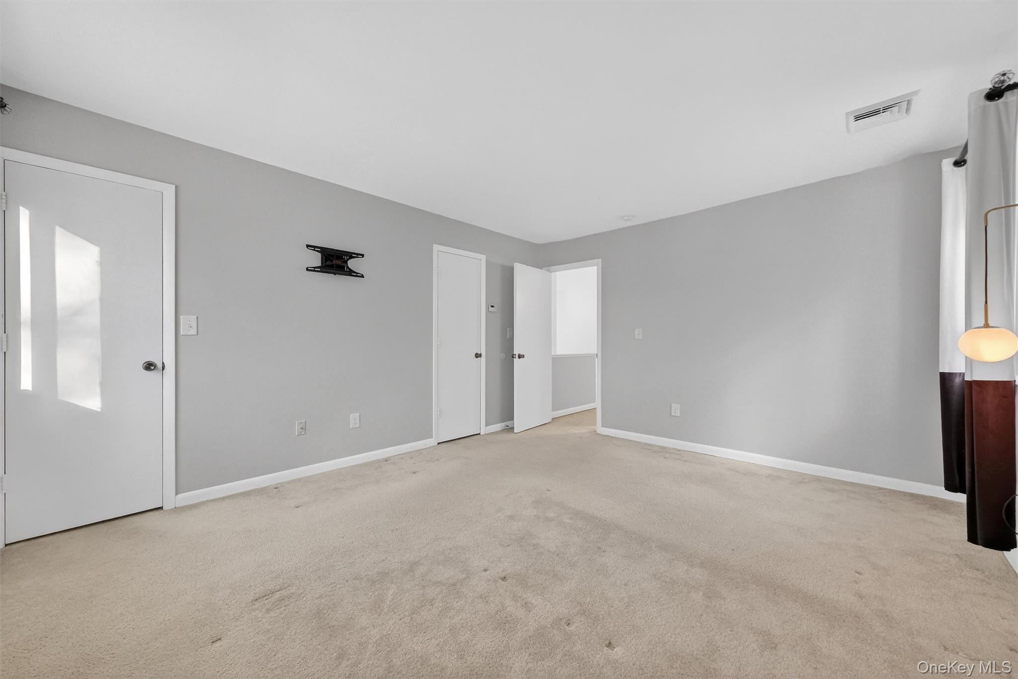 #19 photo, 175 Sterling Place, Highland , NY 12528