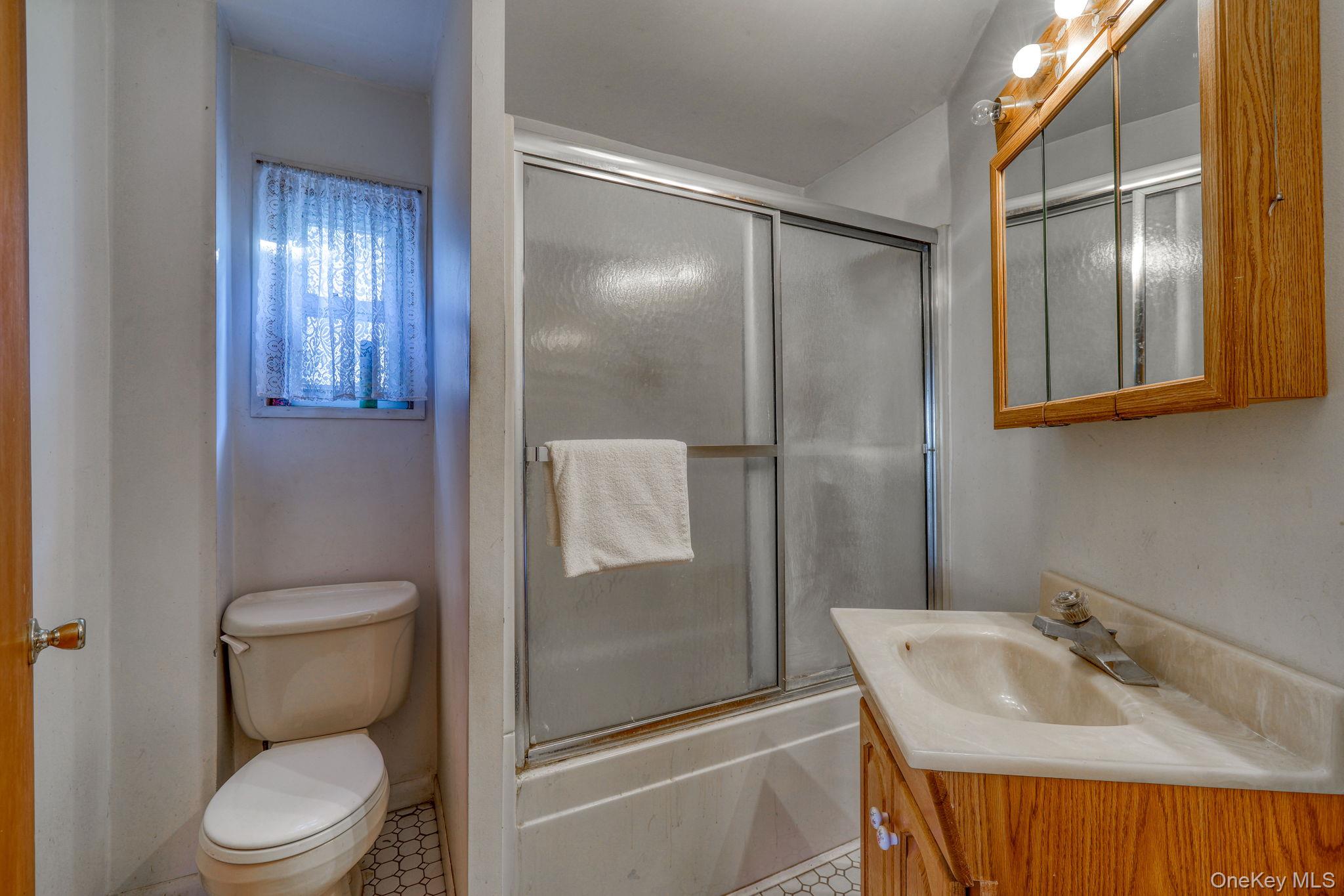 #10 photo, 33 Bank Street, Walden , NY 12586