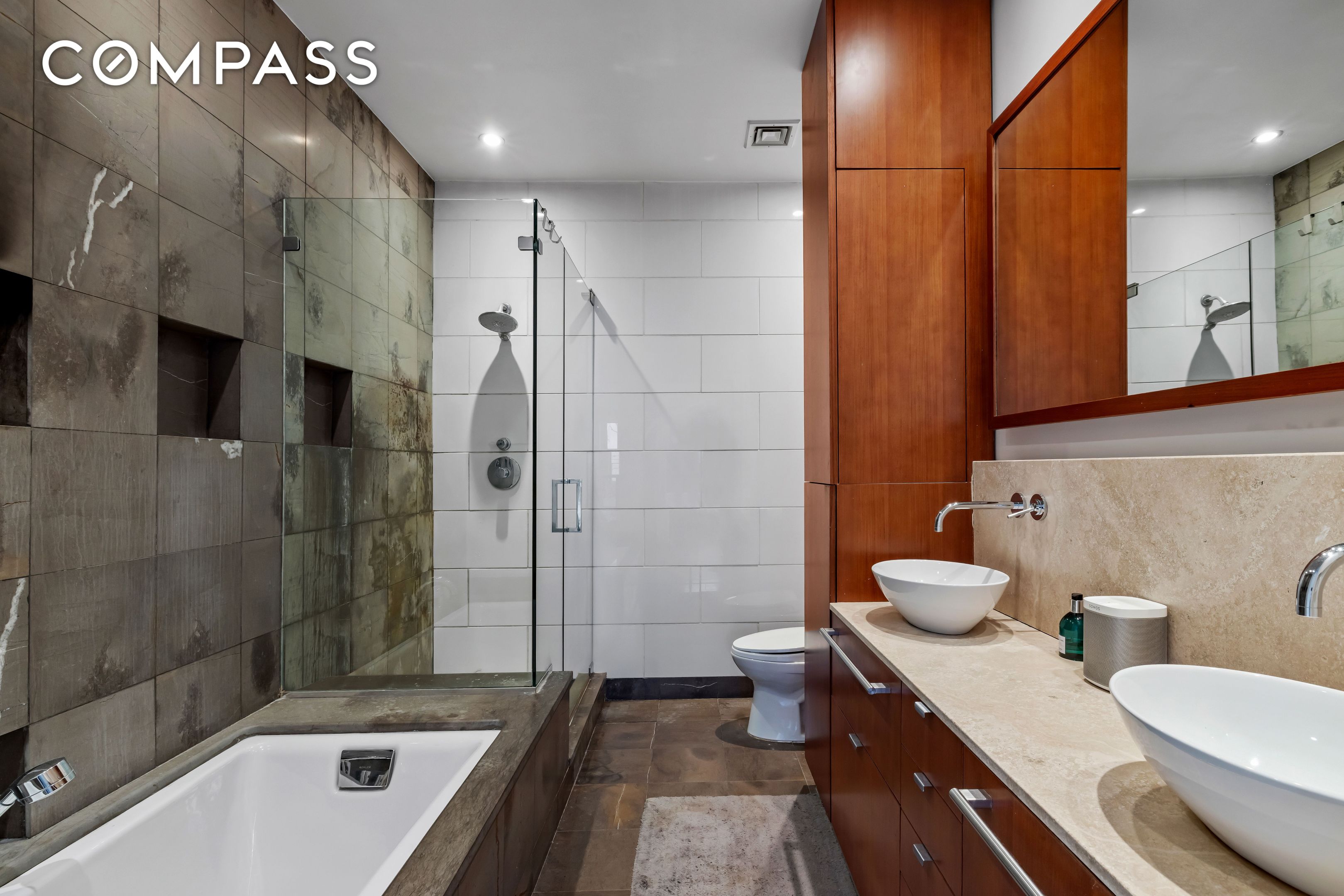 #9 photo, 344 Bowery, NoHo , NY 10012