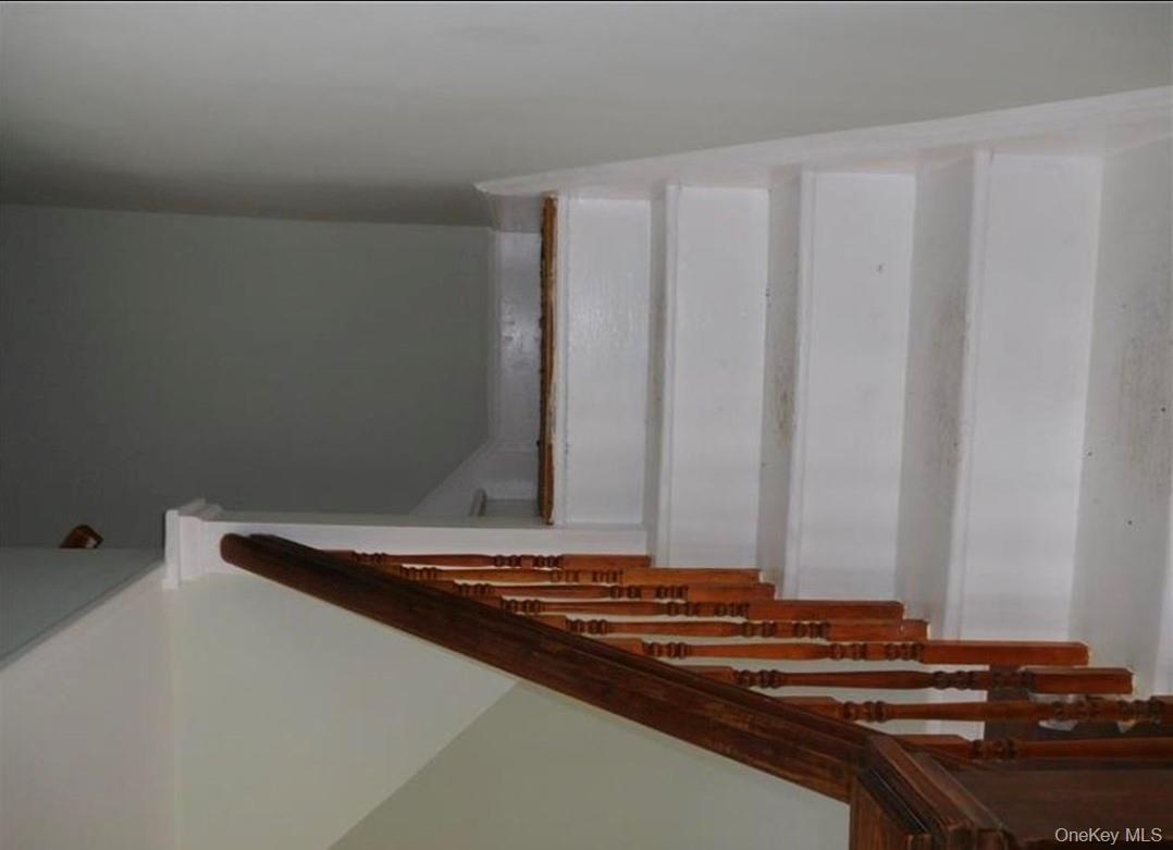 #10 photo, 77 N Phillips Avenue, Speonk , NY 11972