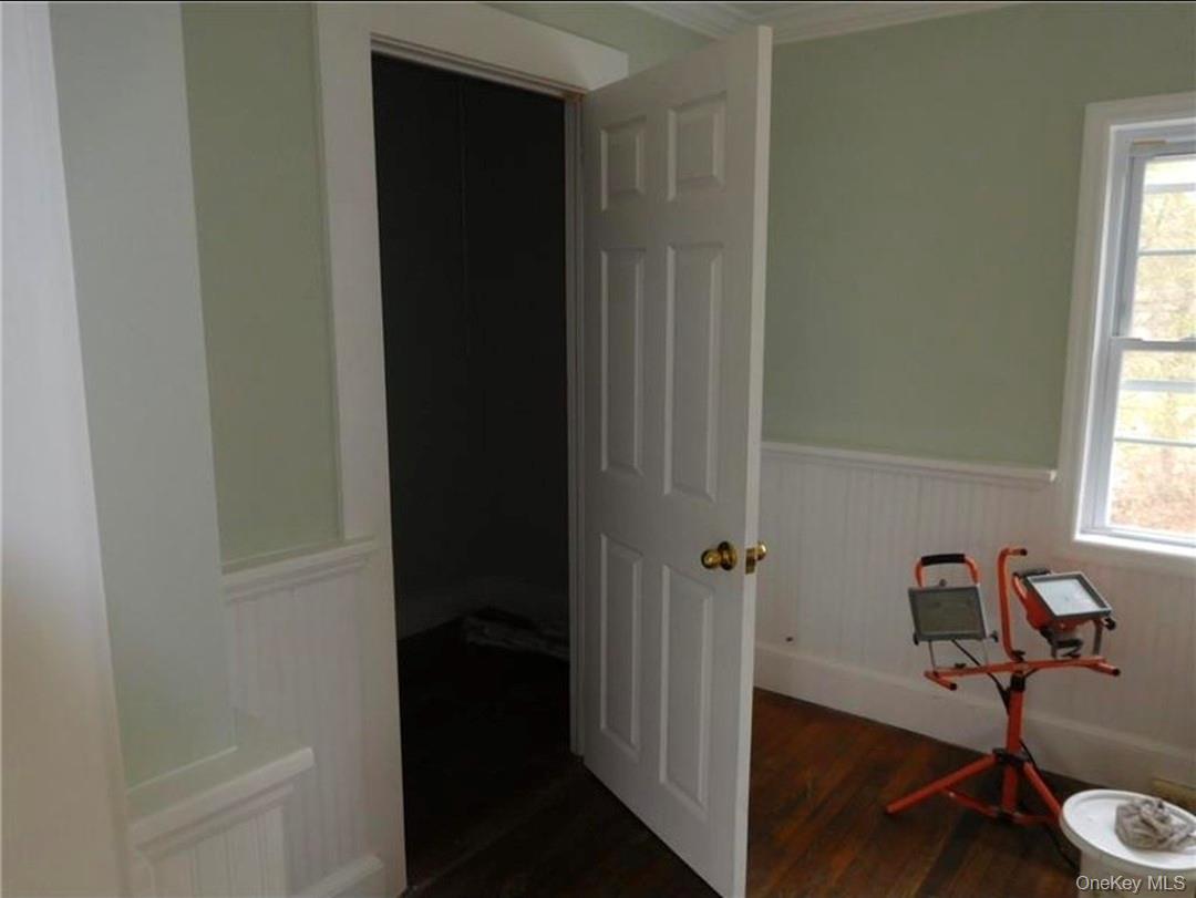 #8 photo, 77 N Phillips Avenue, Speonk , NY 11972