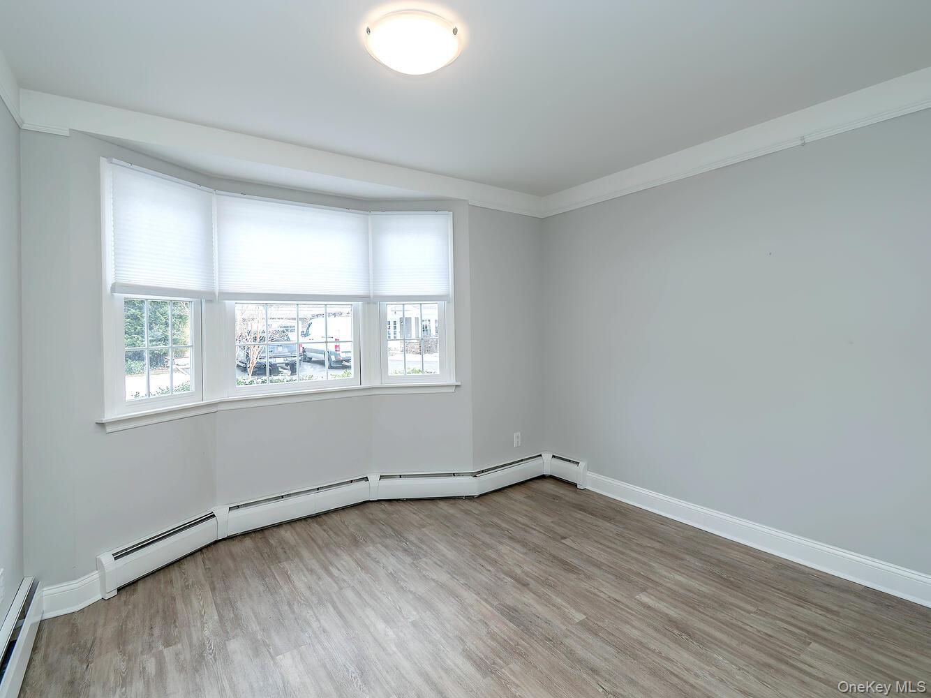 #15 photo, 7 Kissam Lane, Glen Head , NY 11545