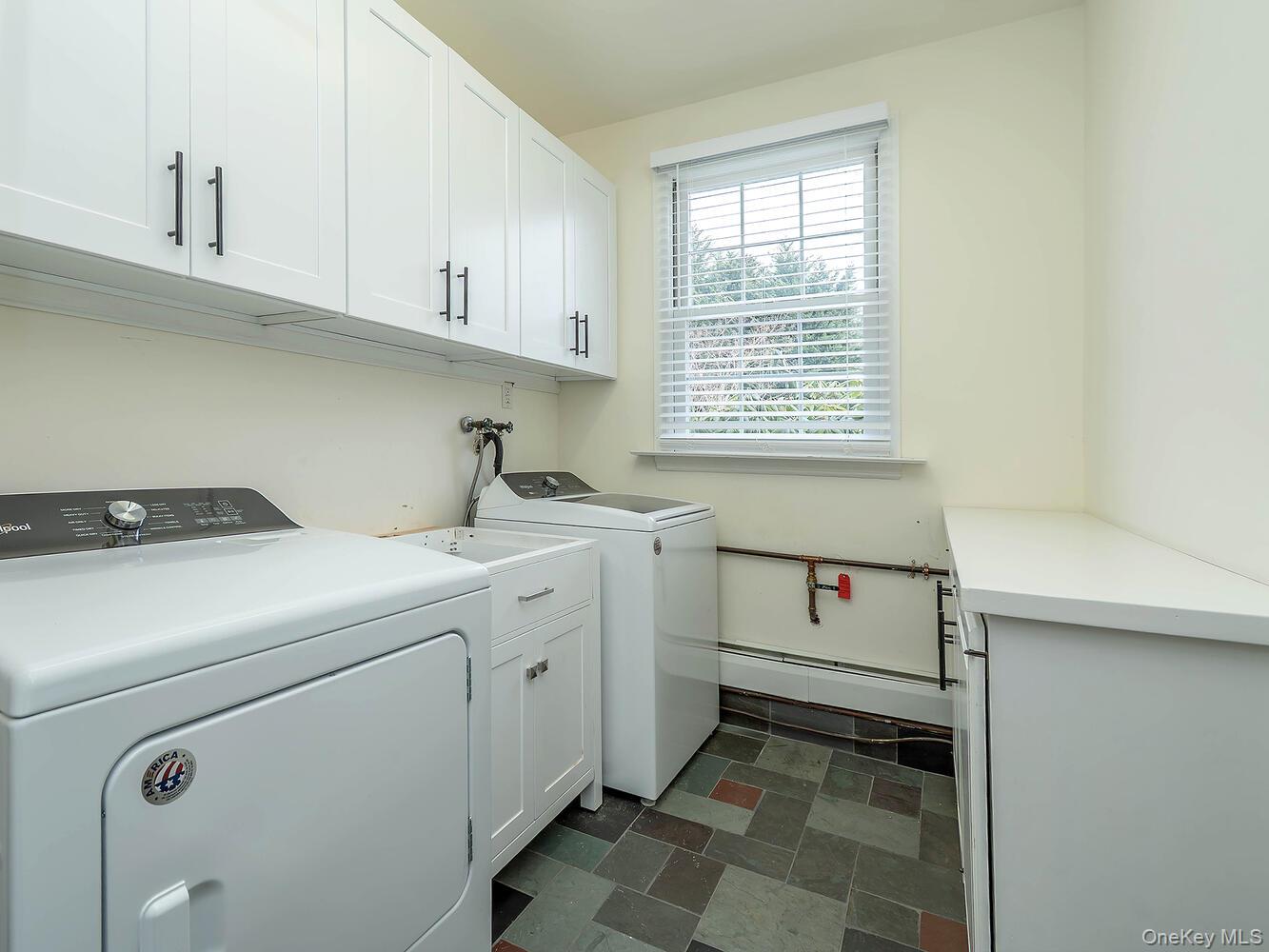 #17 photo, 7 Kissam Lane, Glen Head , NY 11545