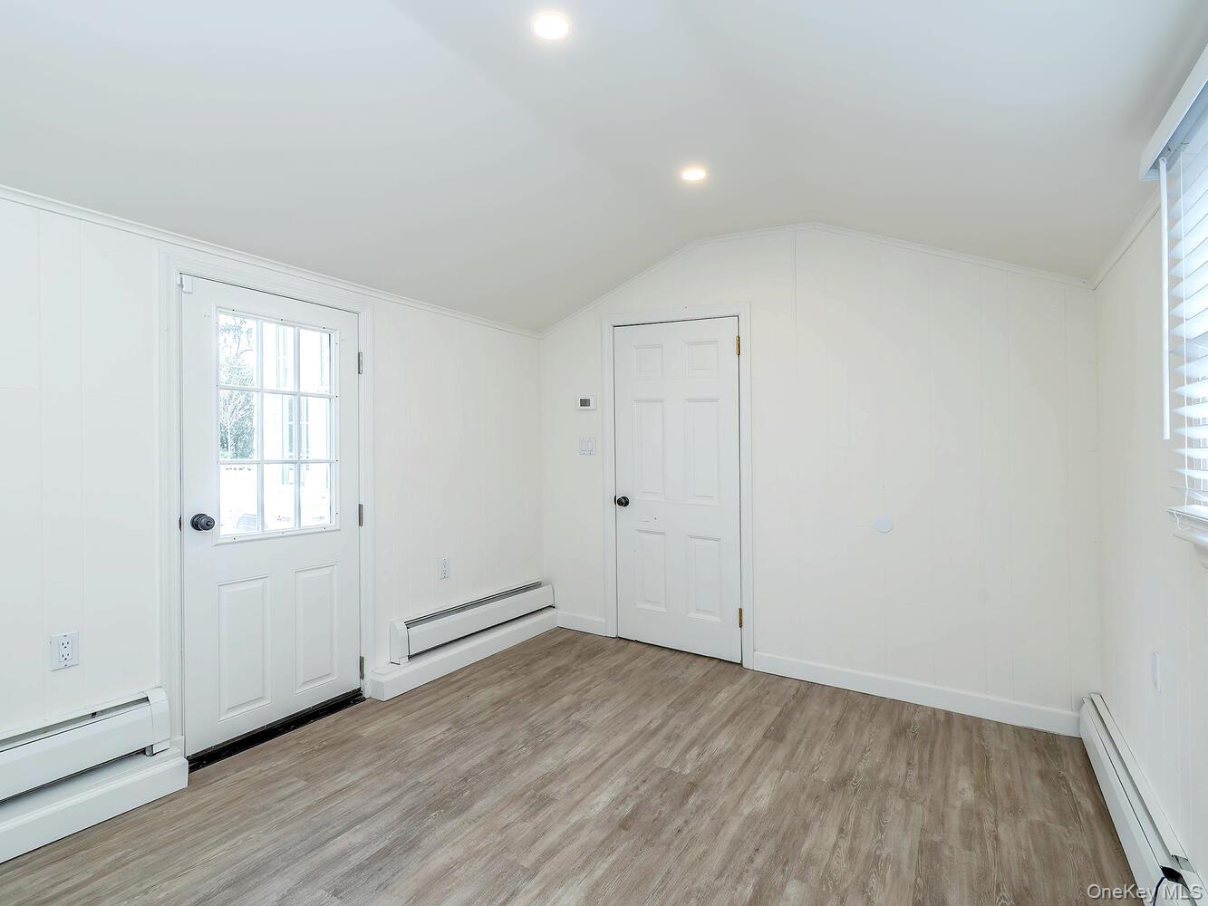 #18 photo, 7 Kissam Lane, Glen Head , NY 11545