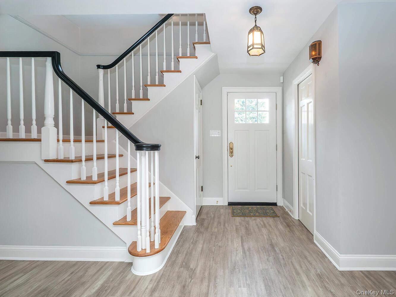 #2 photo, 7 Kissam Lane, Glen Head , NY 11545