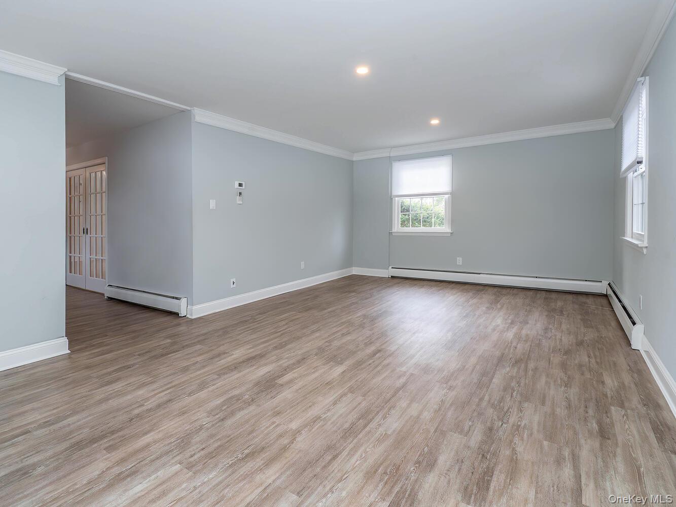 #5 photo, 7 Kissam Lane, Glen Head , NY 11545