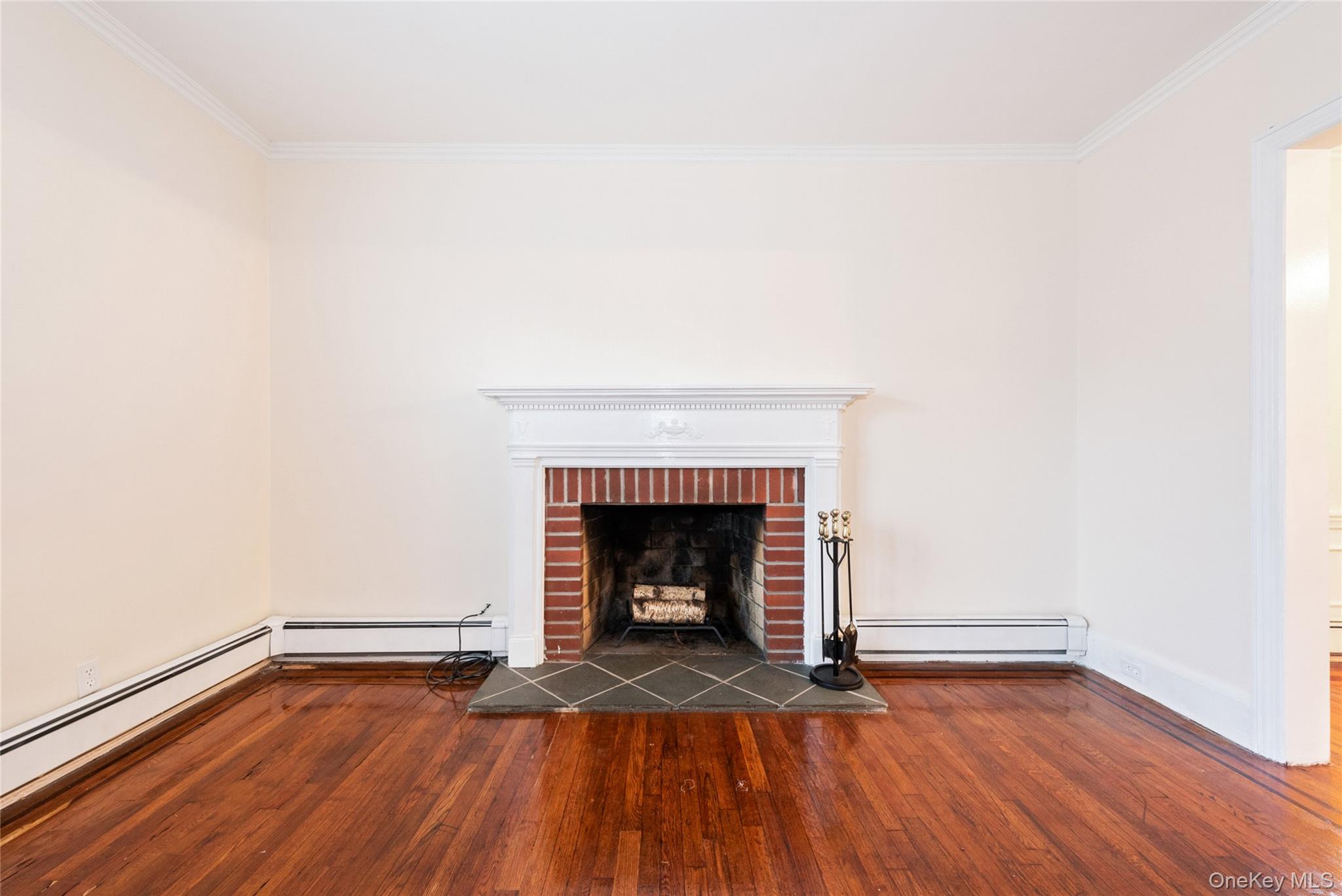 #5 photo, 166-23 24th Avenue, Whitestone , NY 11357